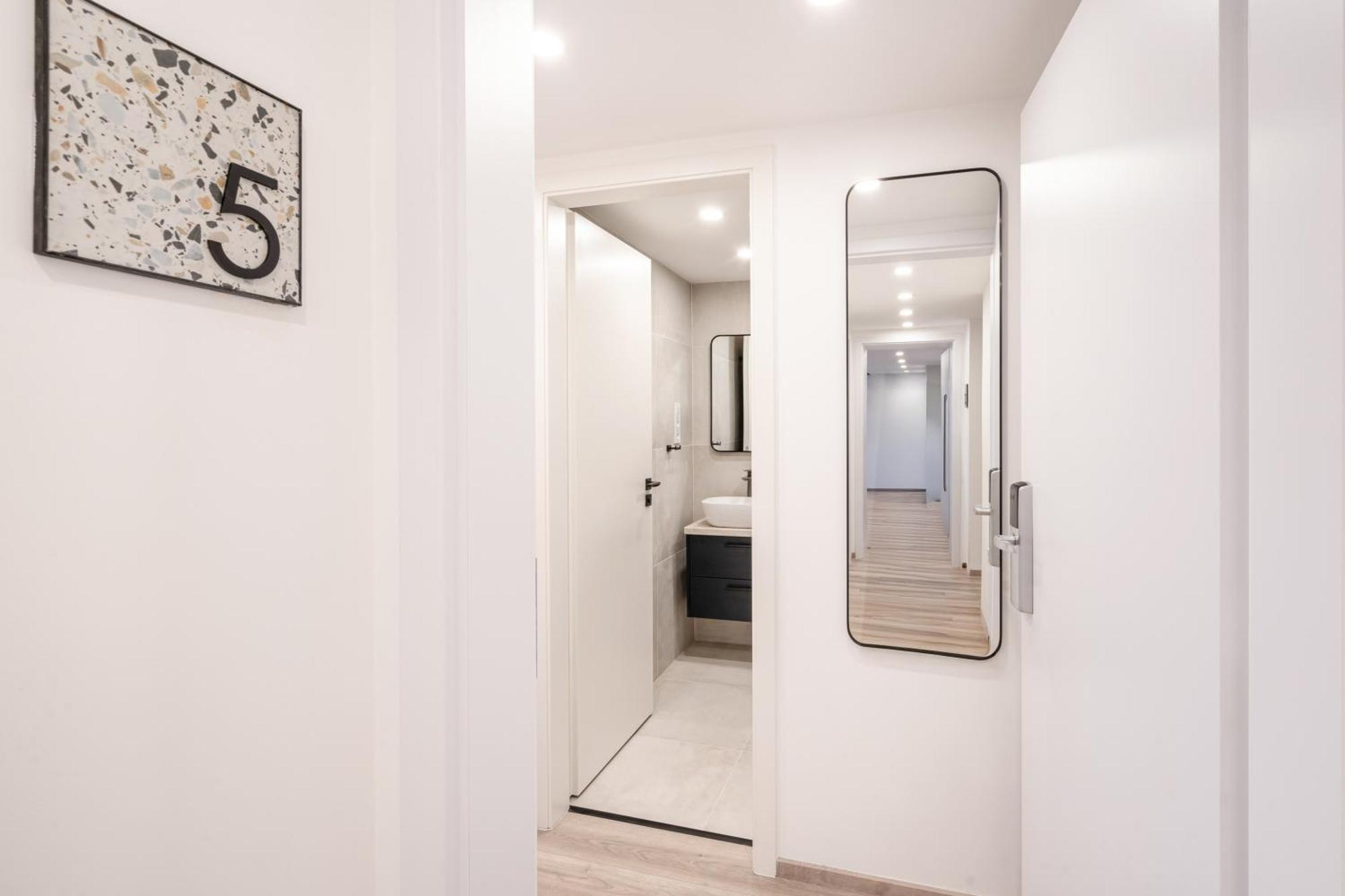 Apartment E44 - Erzsebet Boulevard - Location By Bqa Budapest