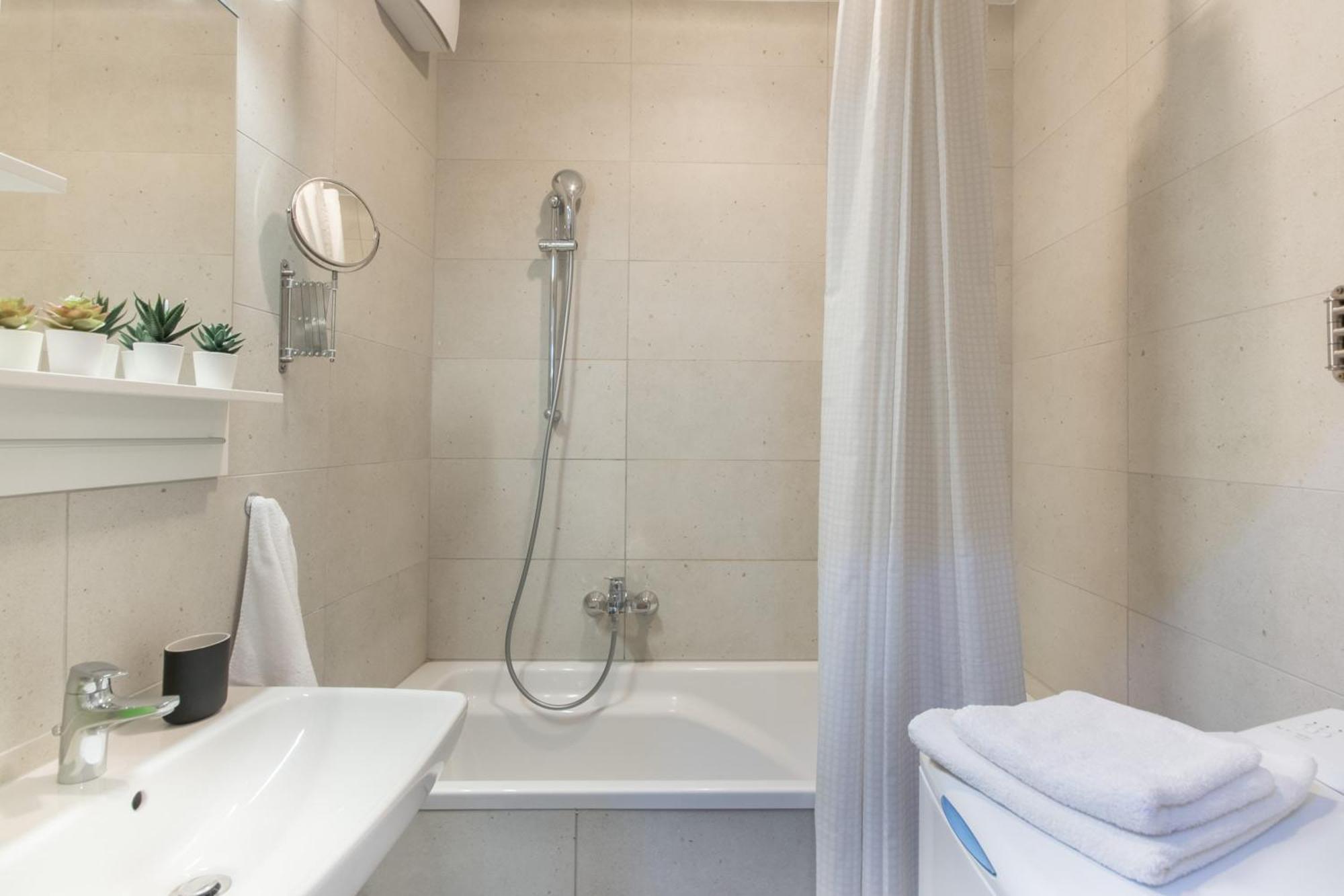 Apartamento Very - Free Parking - Sunny Balcony Budapest