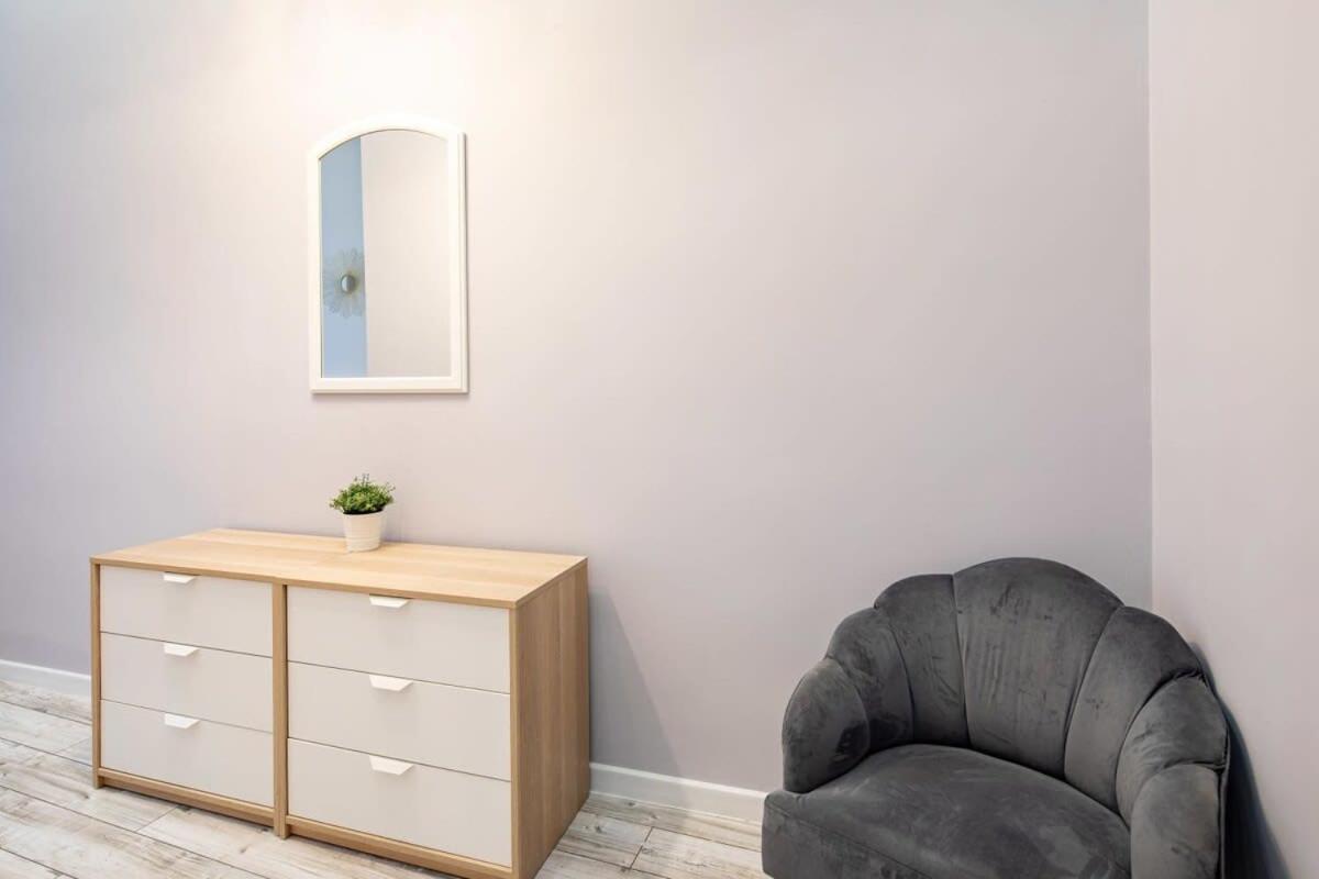 Apartament - Large And Comfy