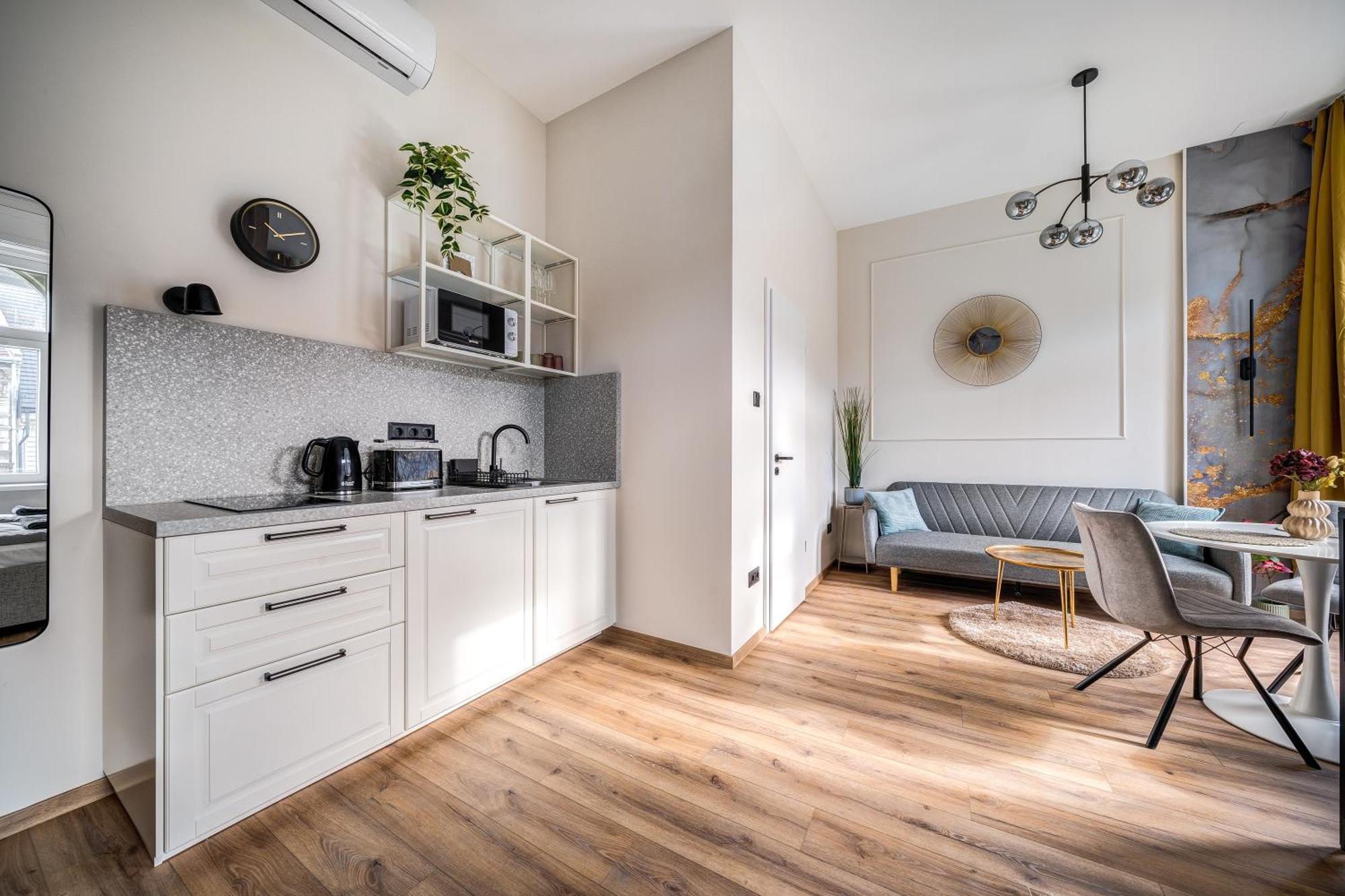Apartment T29 *