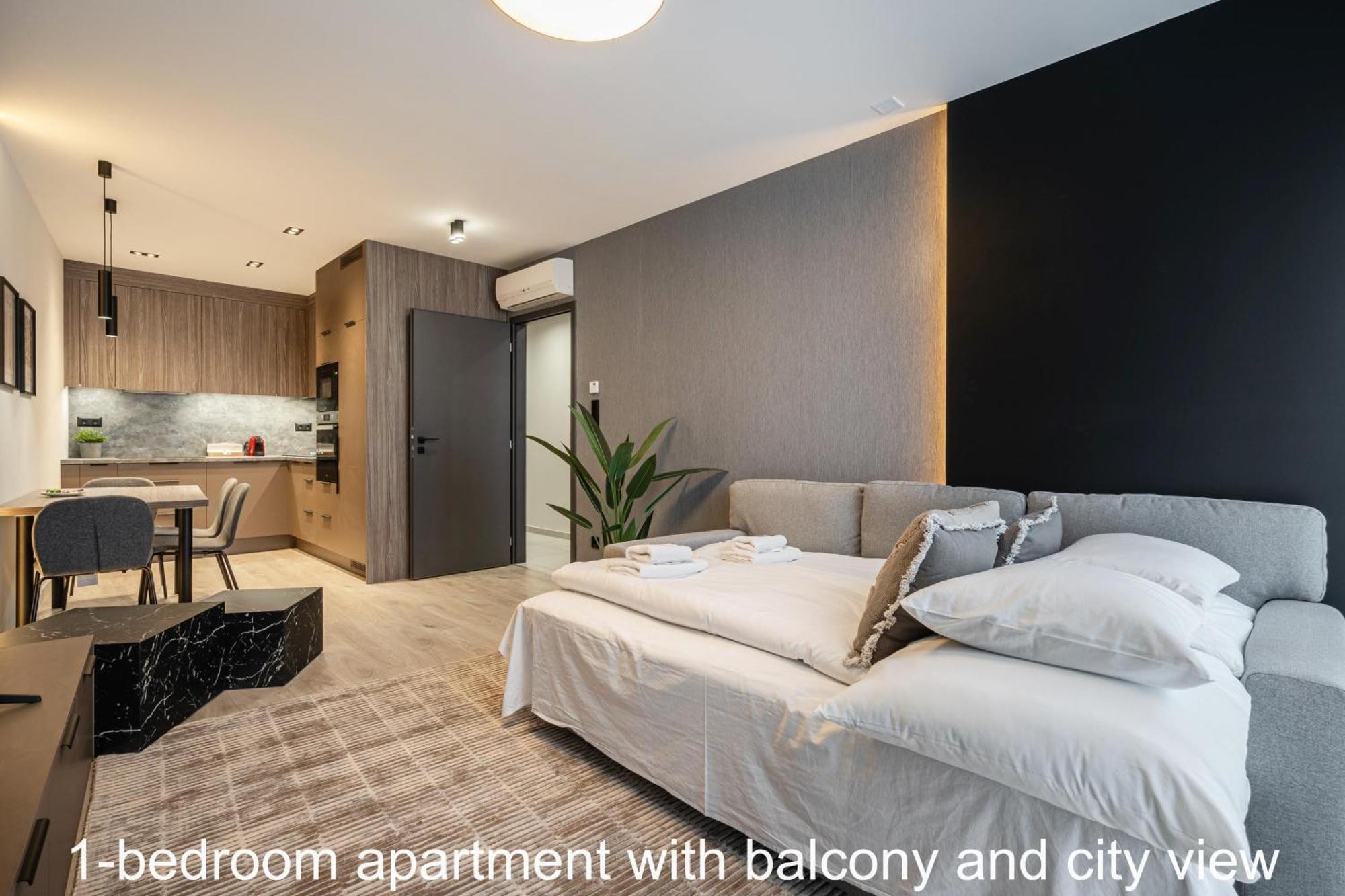 Buda Side Luxury 3-4-5 *