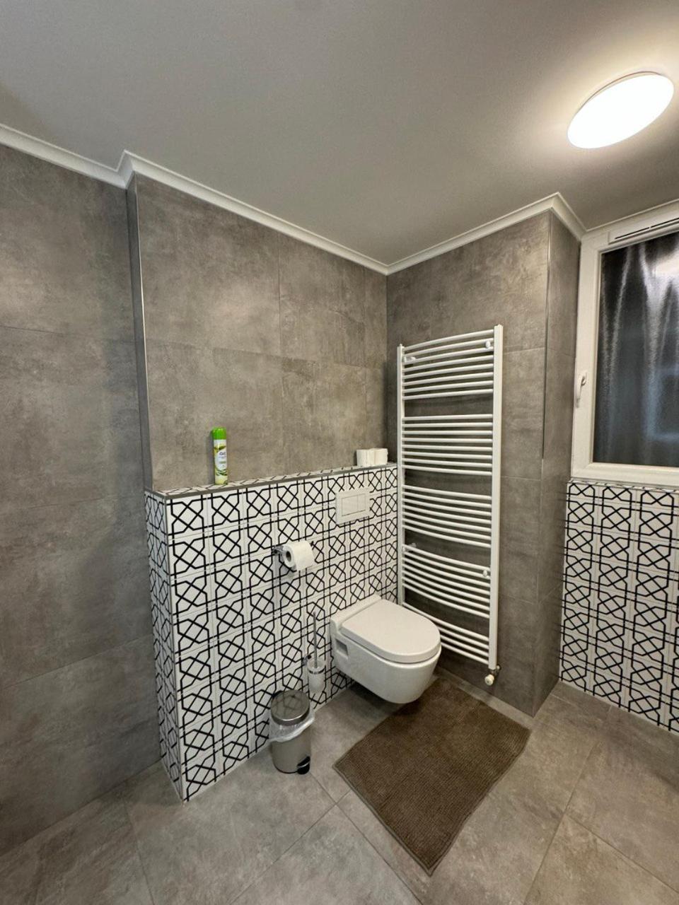 Astra Lux Bp Appartement