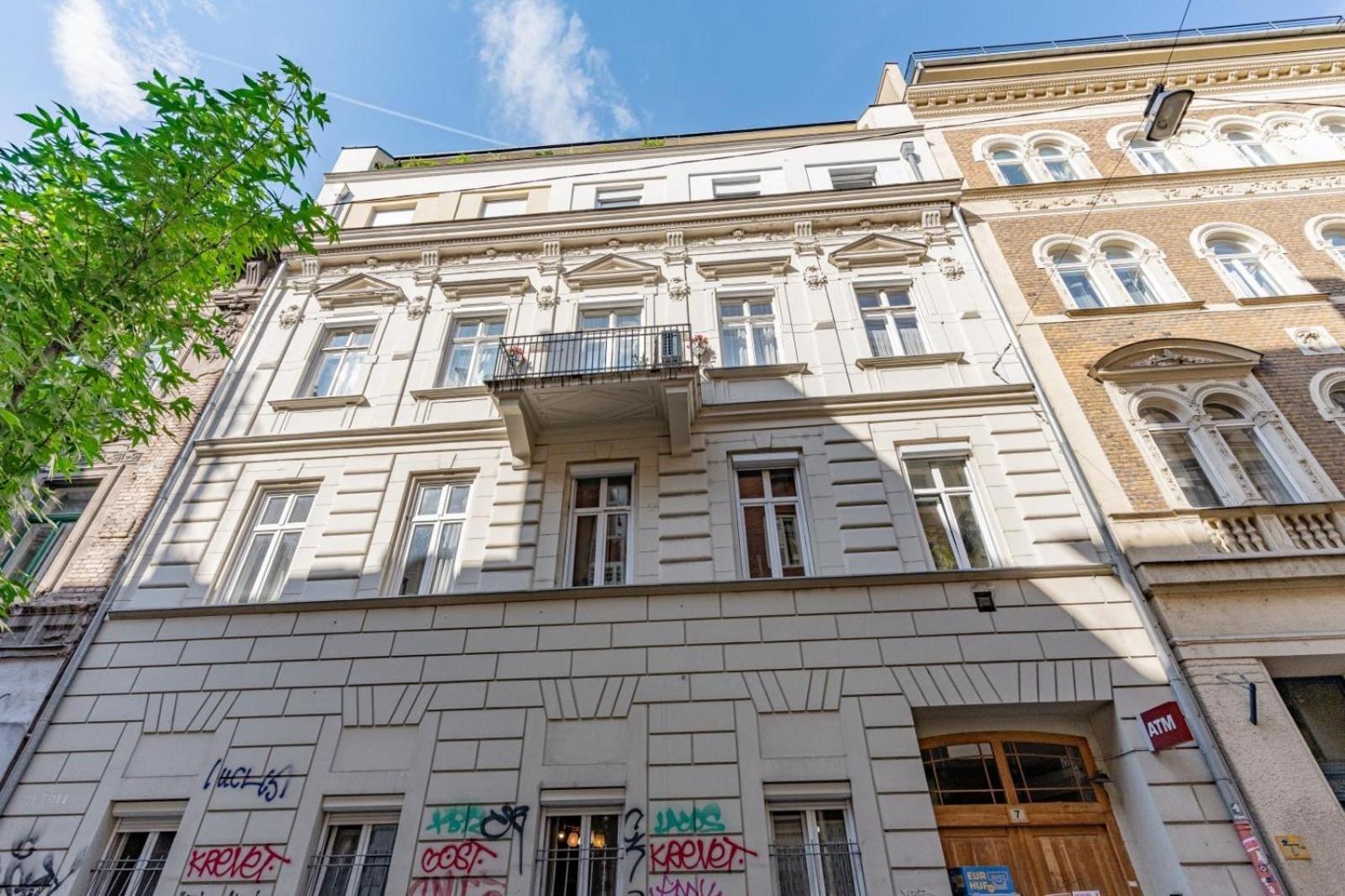 Gem In The Budapest