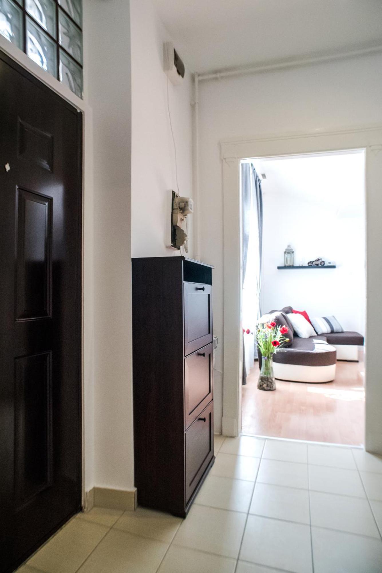 N16-spacey, Modern Family Flat For 5 *