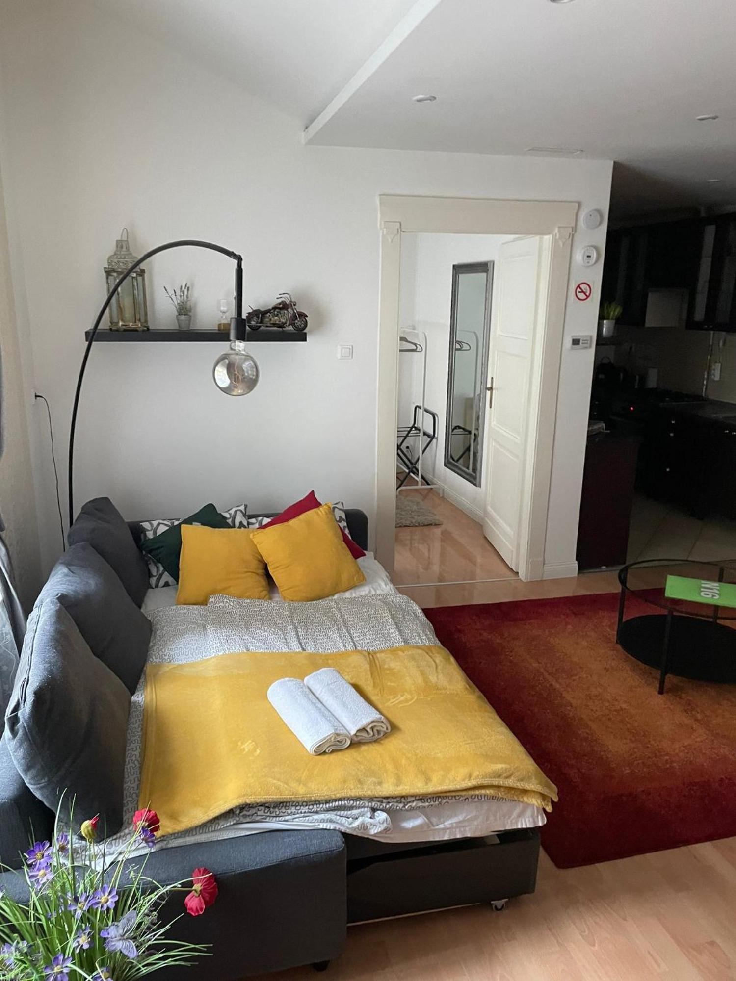 N16-spacey, Modern Family Flat For 5 * Budapest