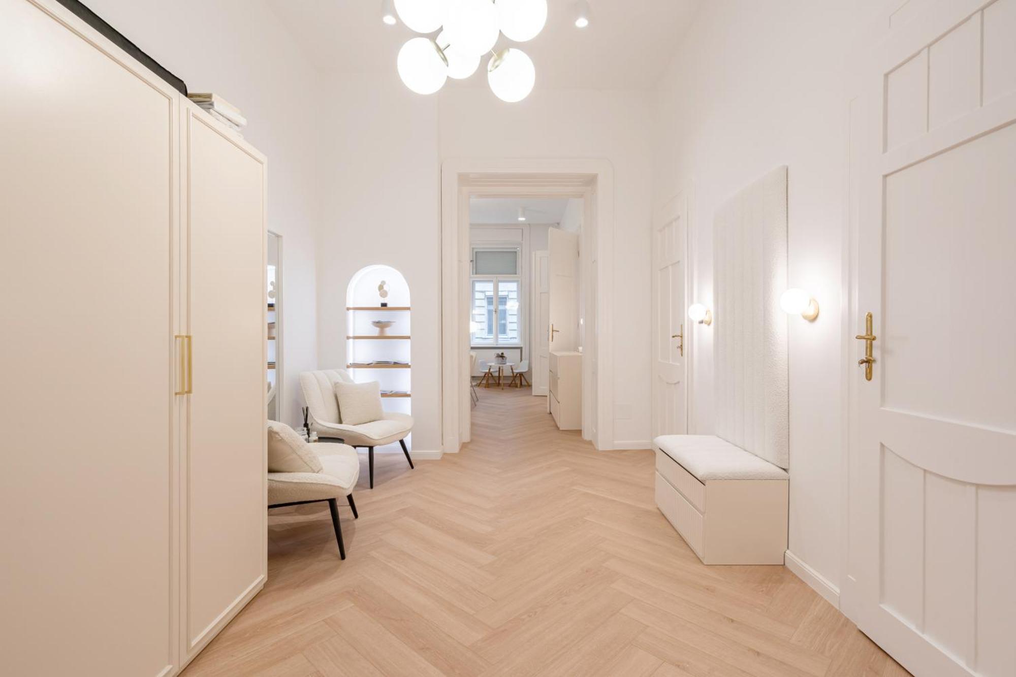 Prestige Elegant 3-bdr Budapest