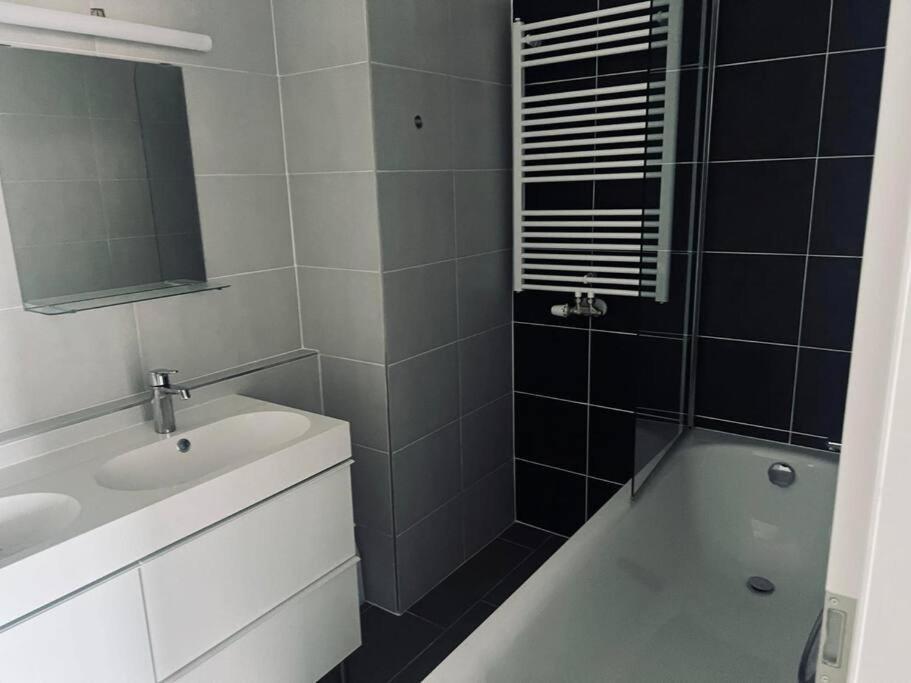 Marina Garden Apartman - Free Private Parking Budapest