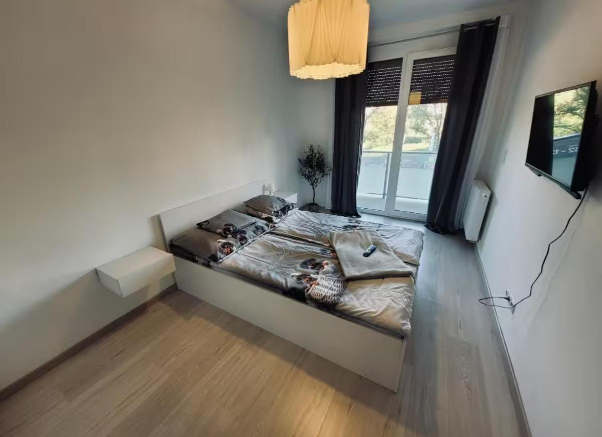 Marina Garden Apartman - Free Private Parking Budapest
