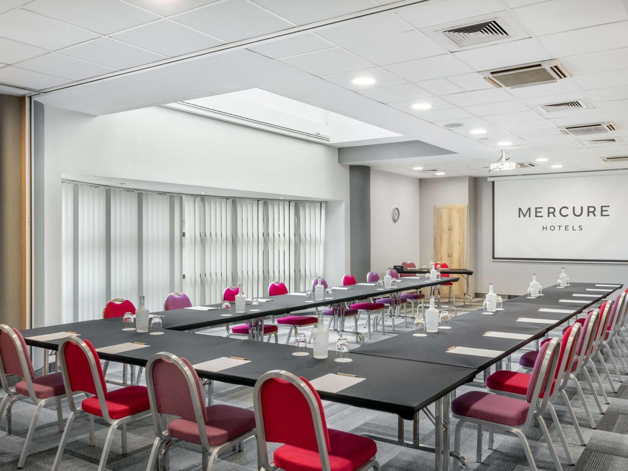 Mercure City Center 4*