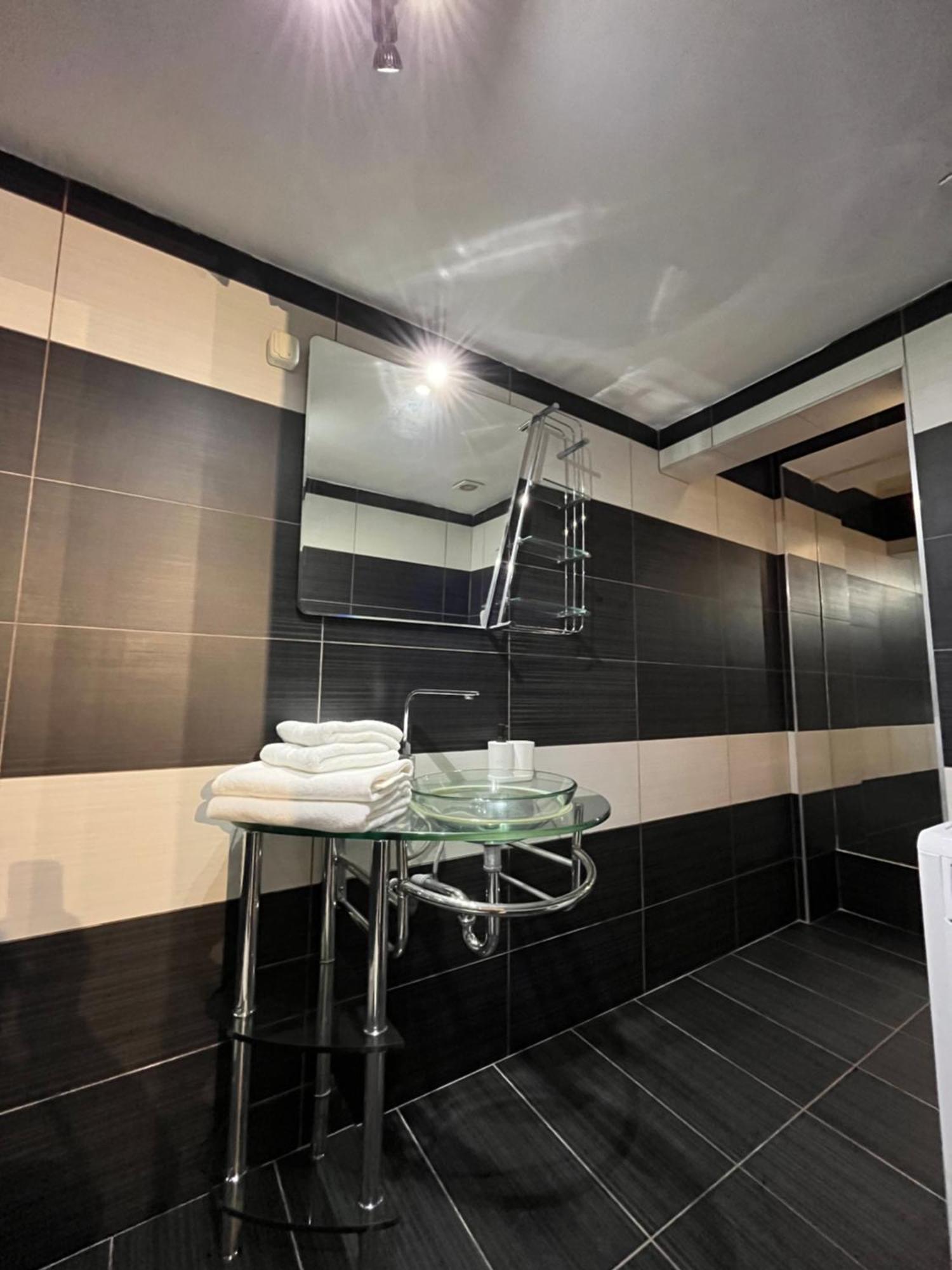 E 37 Downtown Whit Garage Opcional Apartamento