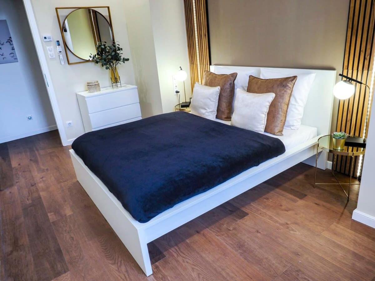 New Chic & Very Apartment