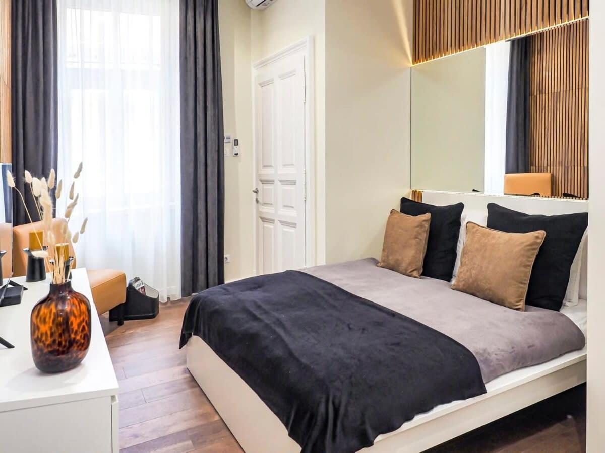 Apartment New Chic & Very