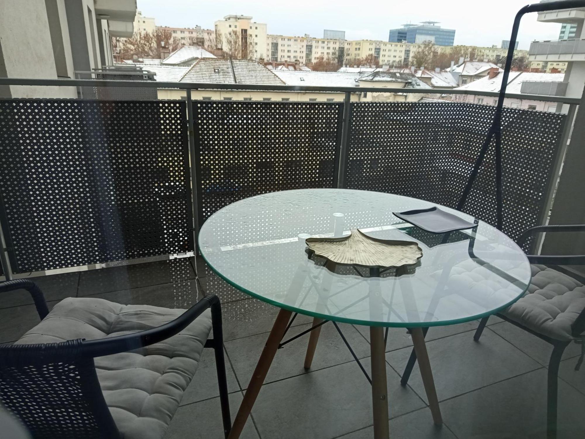 Appartamento Duna Apartment, Freegarage, 2room, Smarttv,dishwasher *
