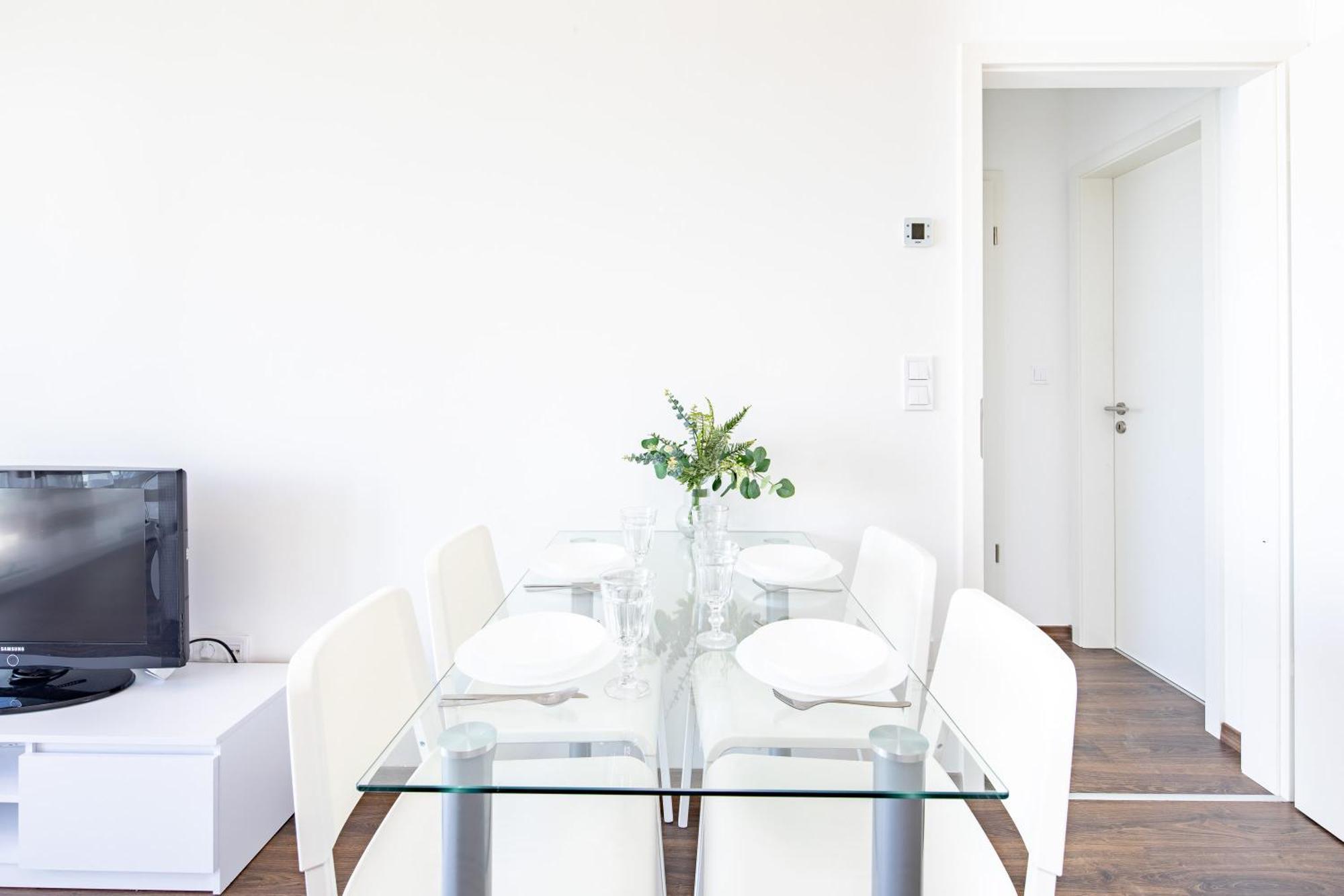 - Balcony - Cozy - Ac Appartamento