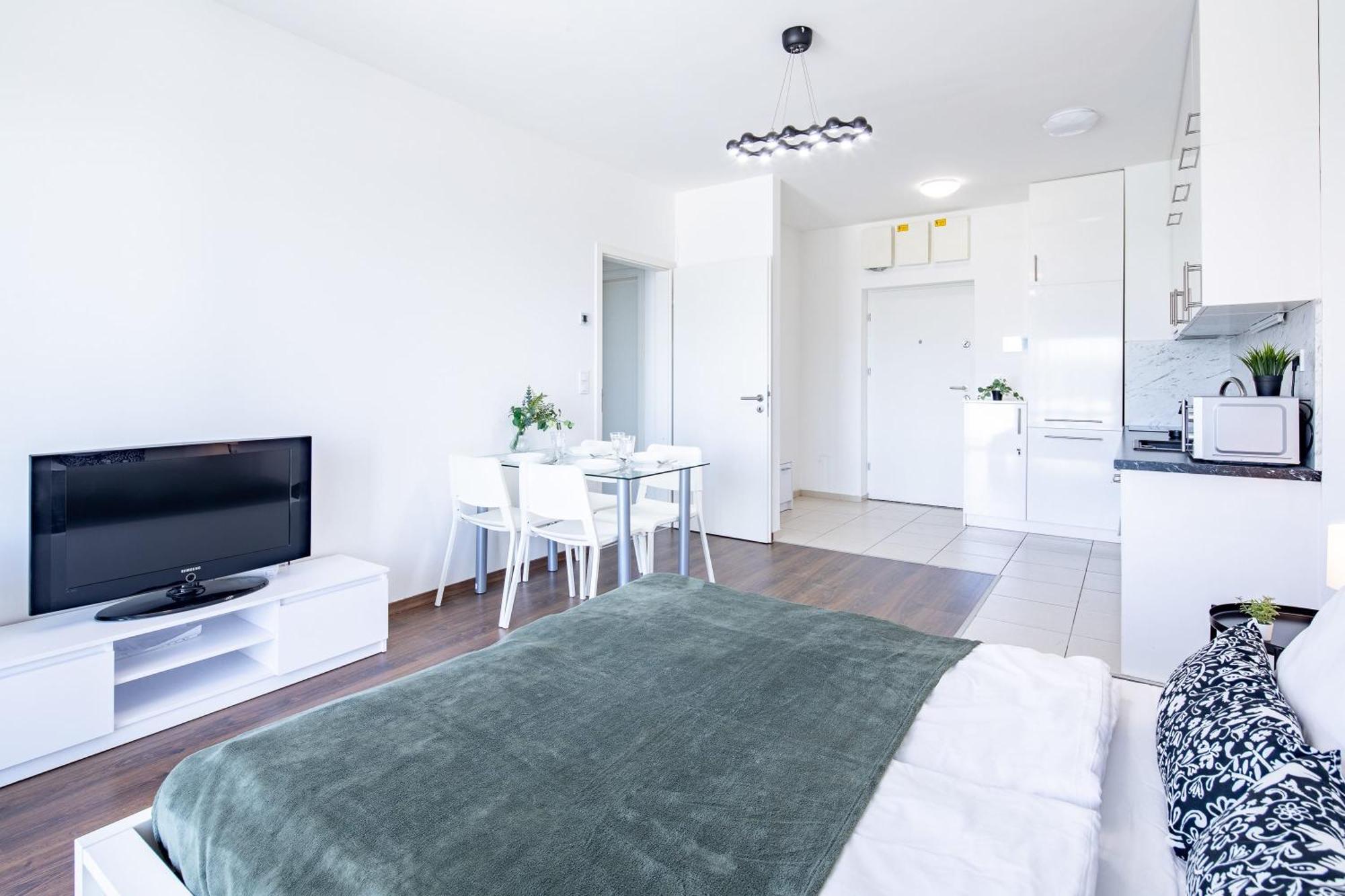 - Balcony - Cozy - Ac Appartamento