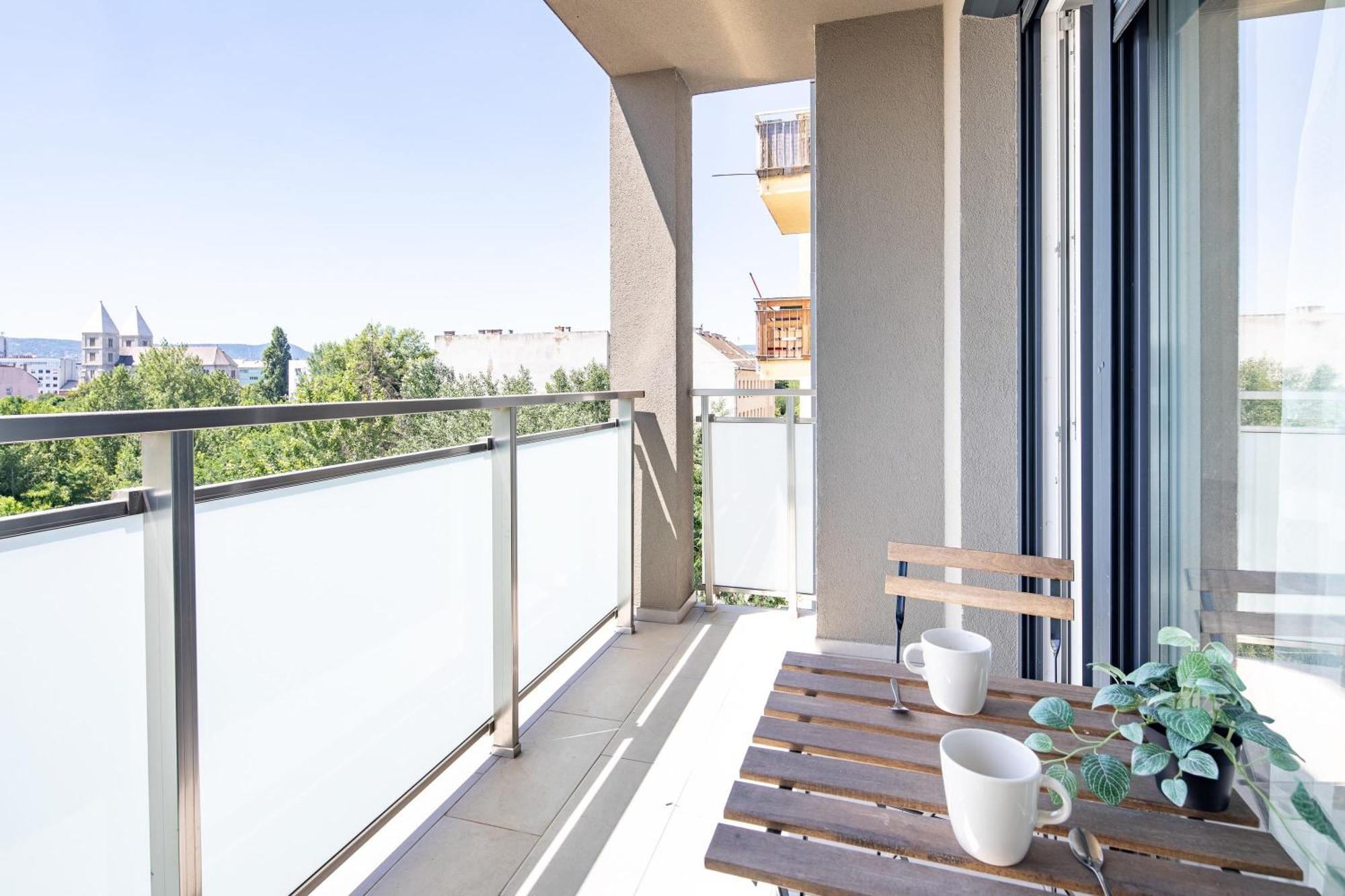 - Balcony - Cozy - Ac Appartamento
