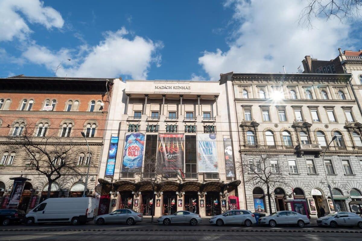 Huge Aparment In The Center With Air Conditioning Appartamento *