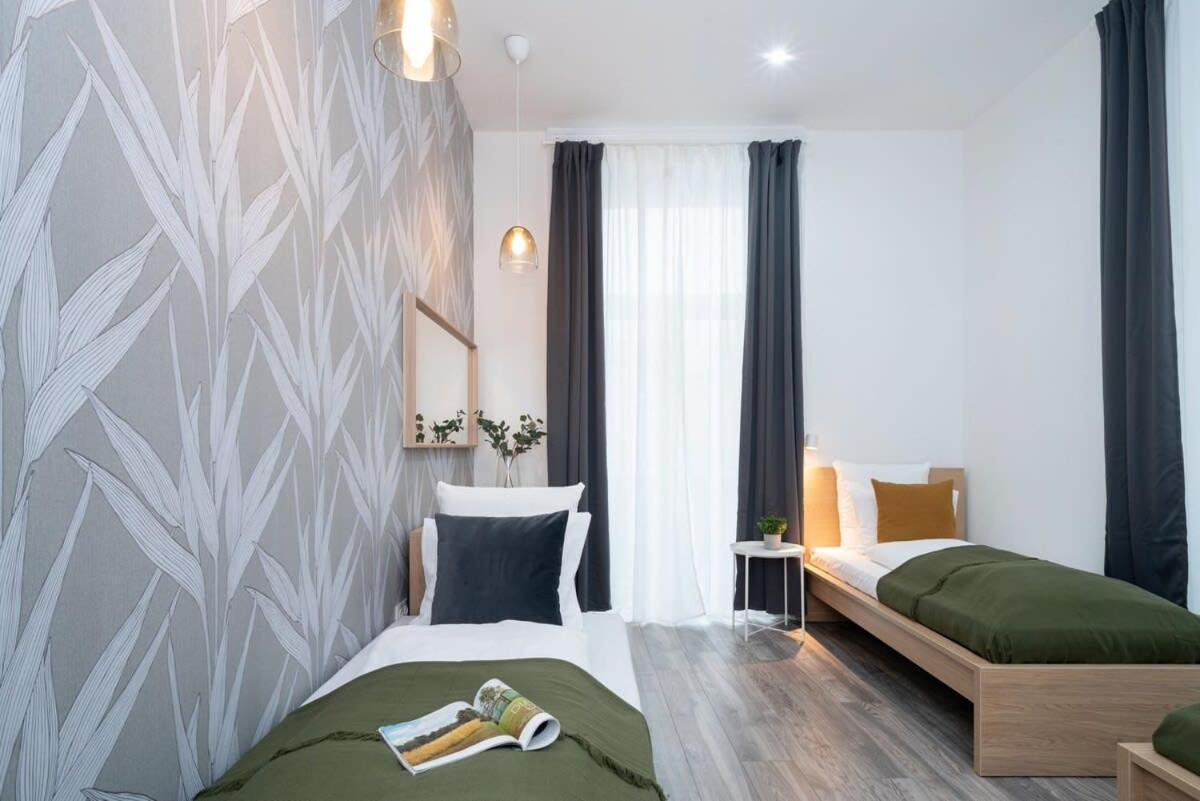 Huge Aparment In The Center With Air Conditioning Appartamento