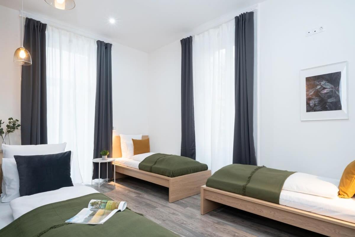 Huge Aparment In The Center With Air Conditioning Lägenhet *