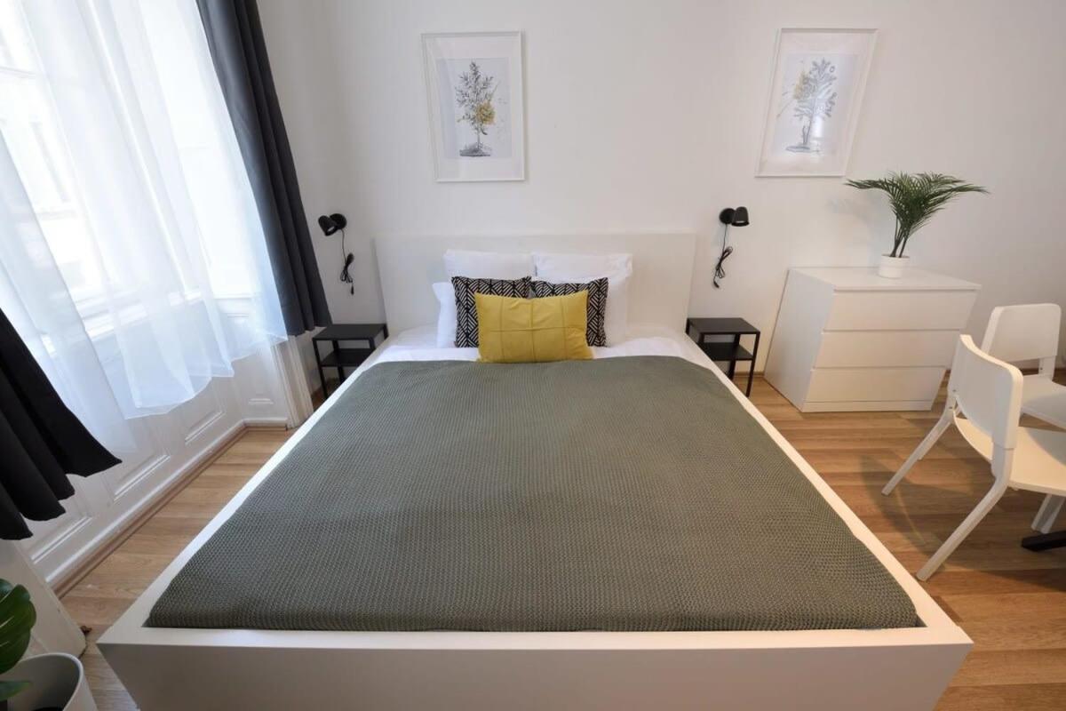 Appartement Spacious Basic In The Center Boedapest