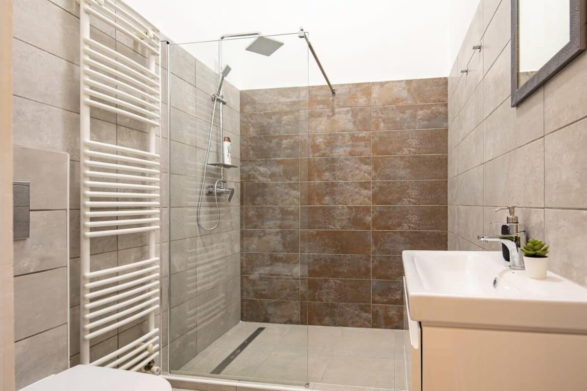 Apartamento - Large - Modern At River