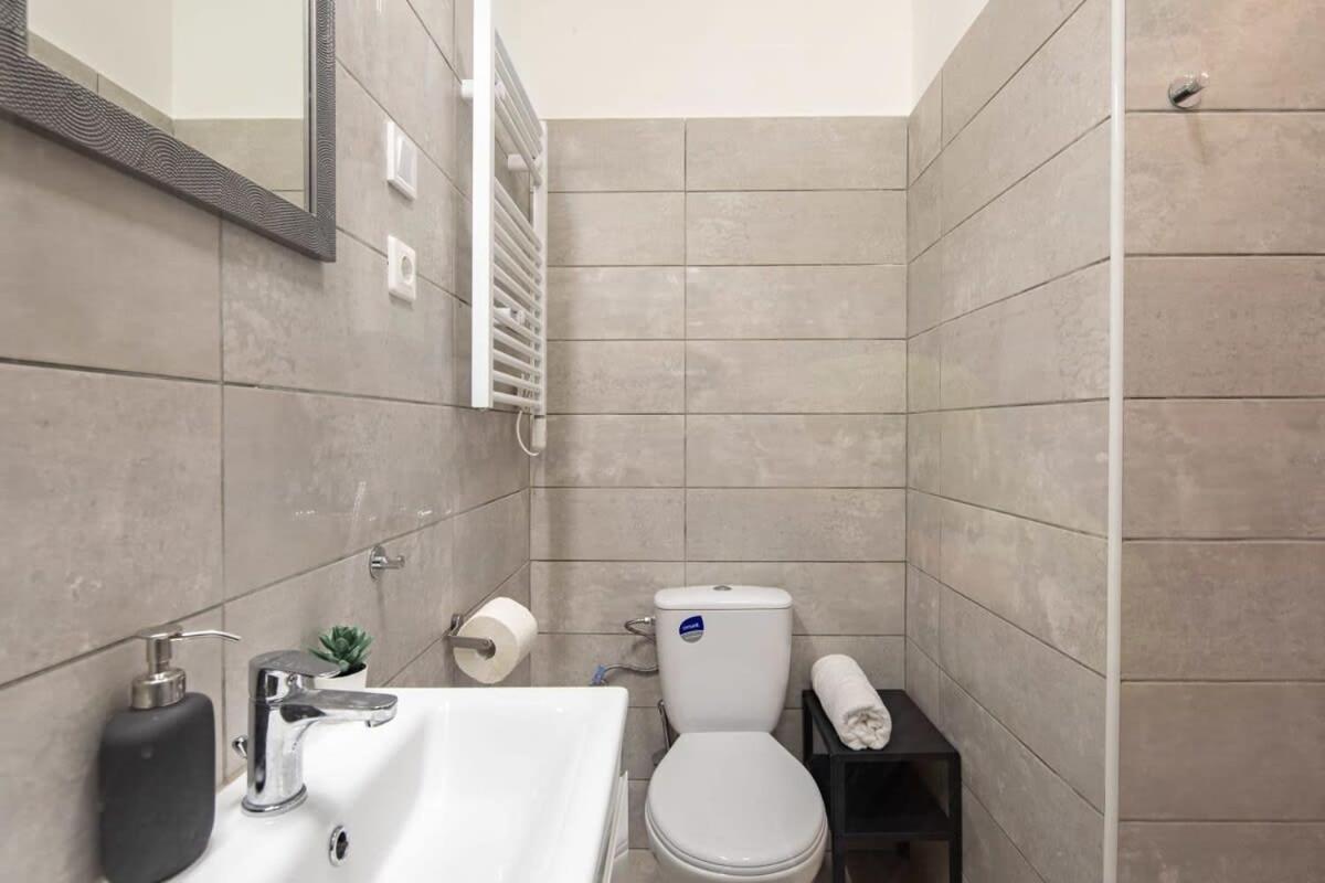 Apartman - Large - Modern At River *