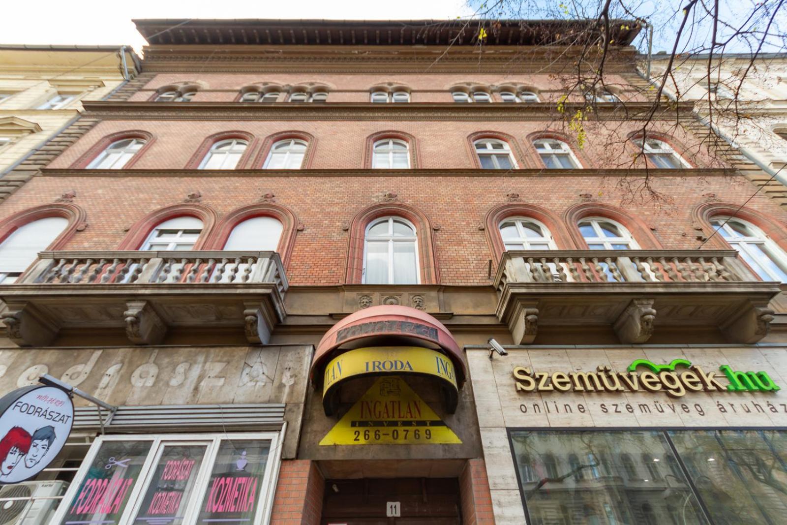 Galerie Grandeur With 2br By Newave Lejlighed Budapest