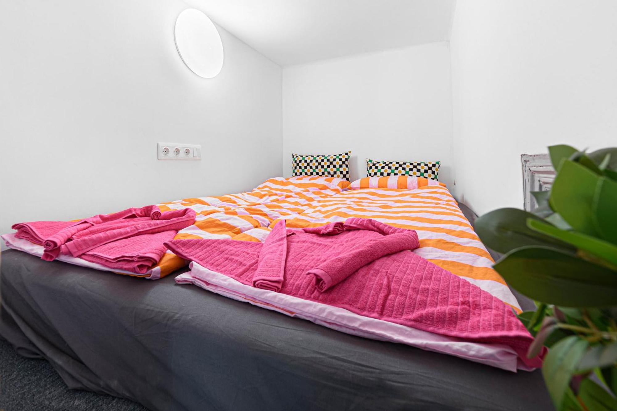 New Modern Homes Rakoczi 57 * Boedapest
