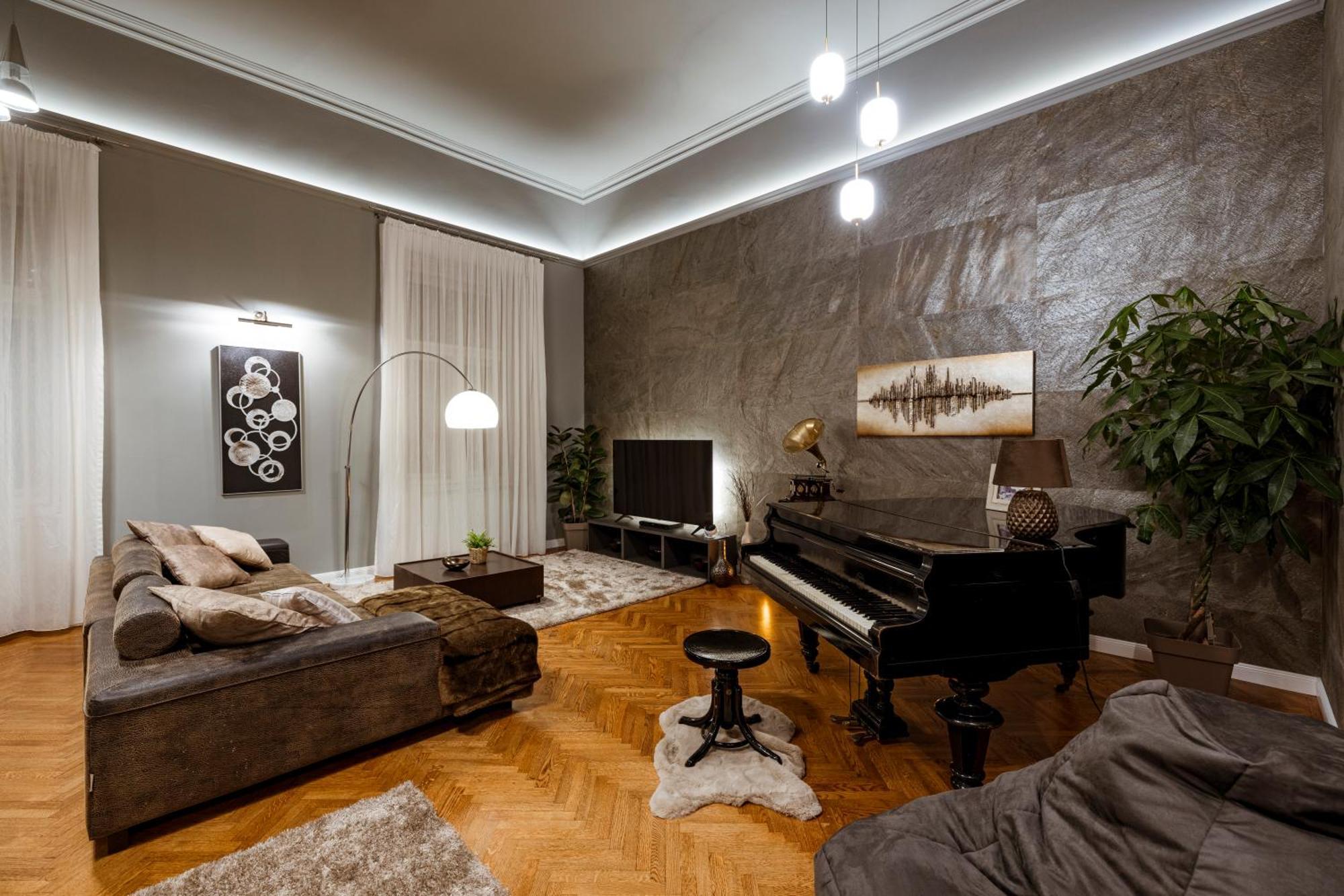 Andrassy Avenue 24 De Lux *