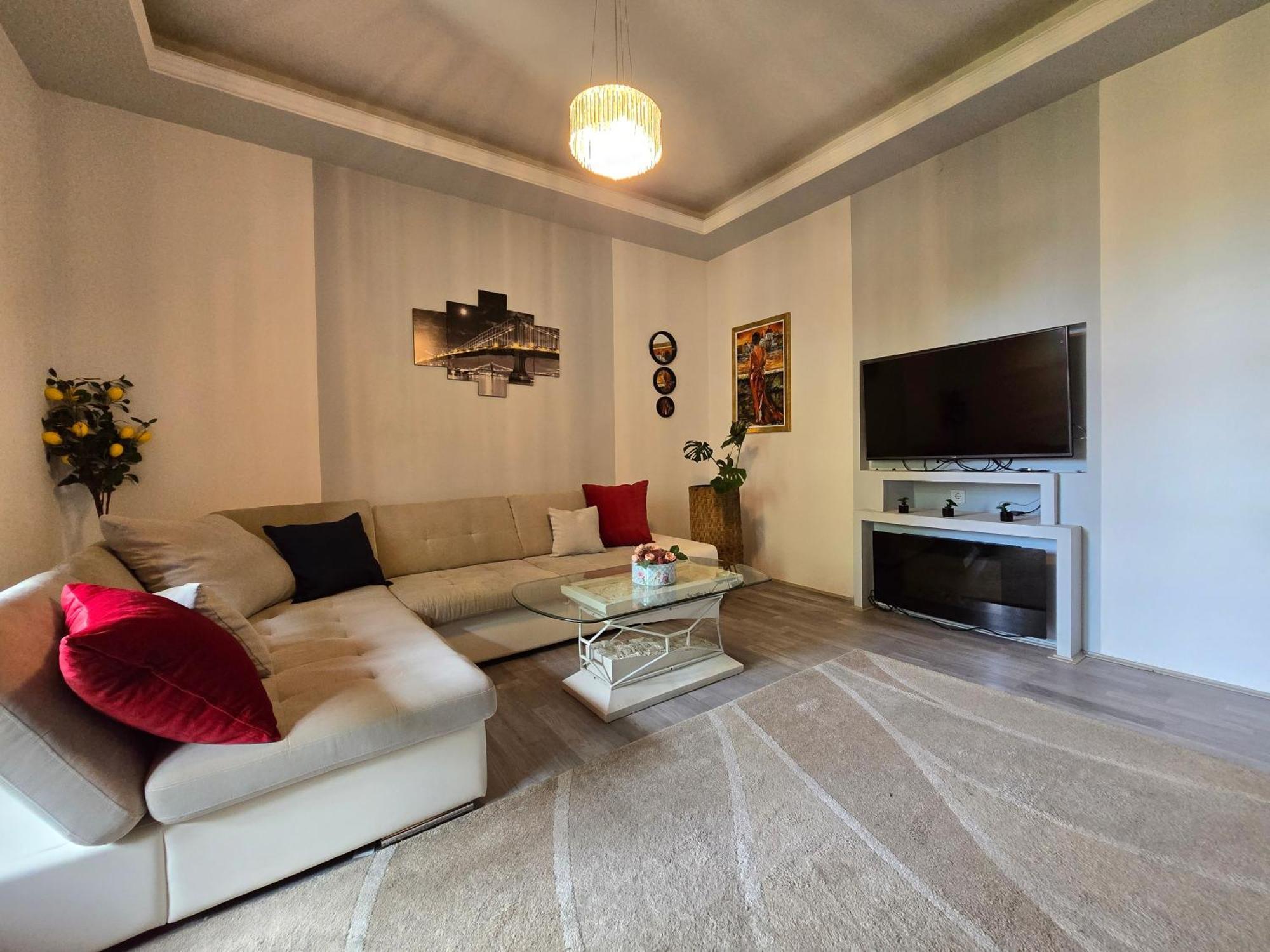 Appartamento Serenity Family In Old Buda Near Tram Line *
