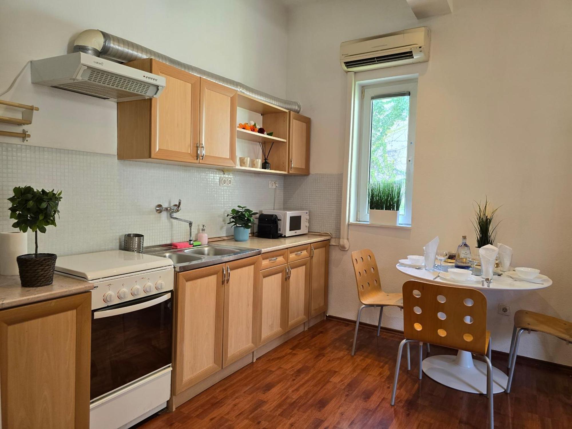 Rakoczi Ter Downtown Near 4-6 Tram Appartement Budapest