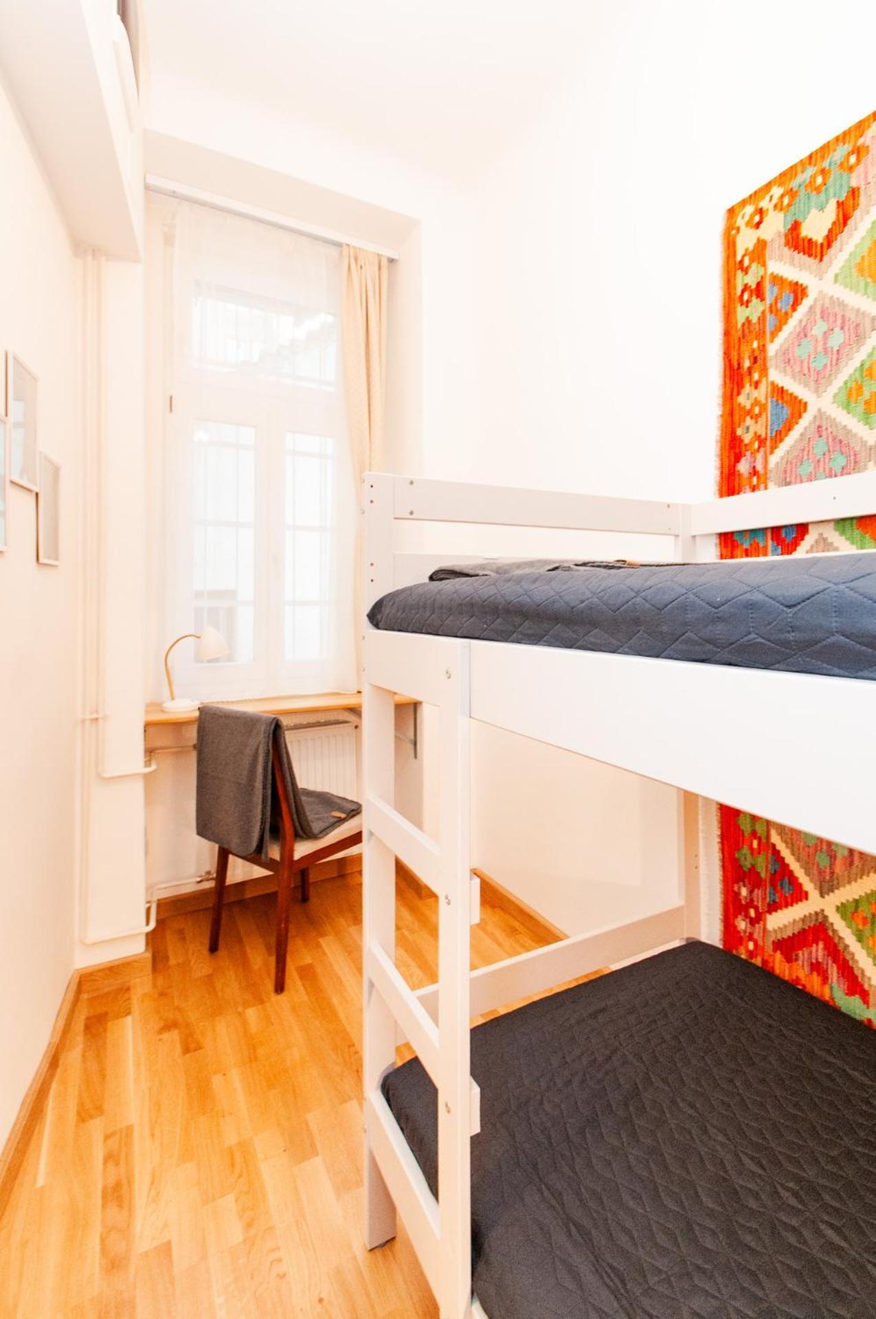 Spacious Family Along River Side, In The Heart Of Buda Lägenhet *