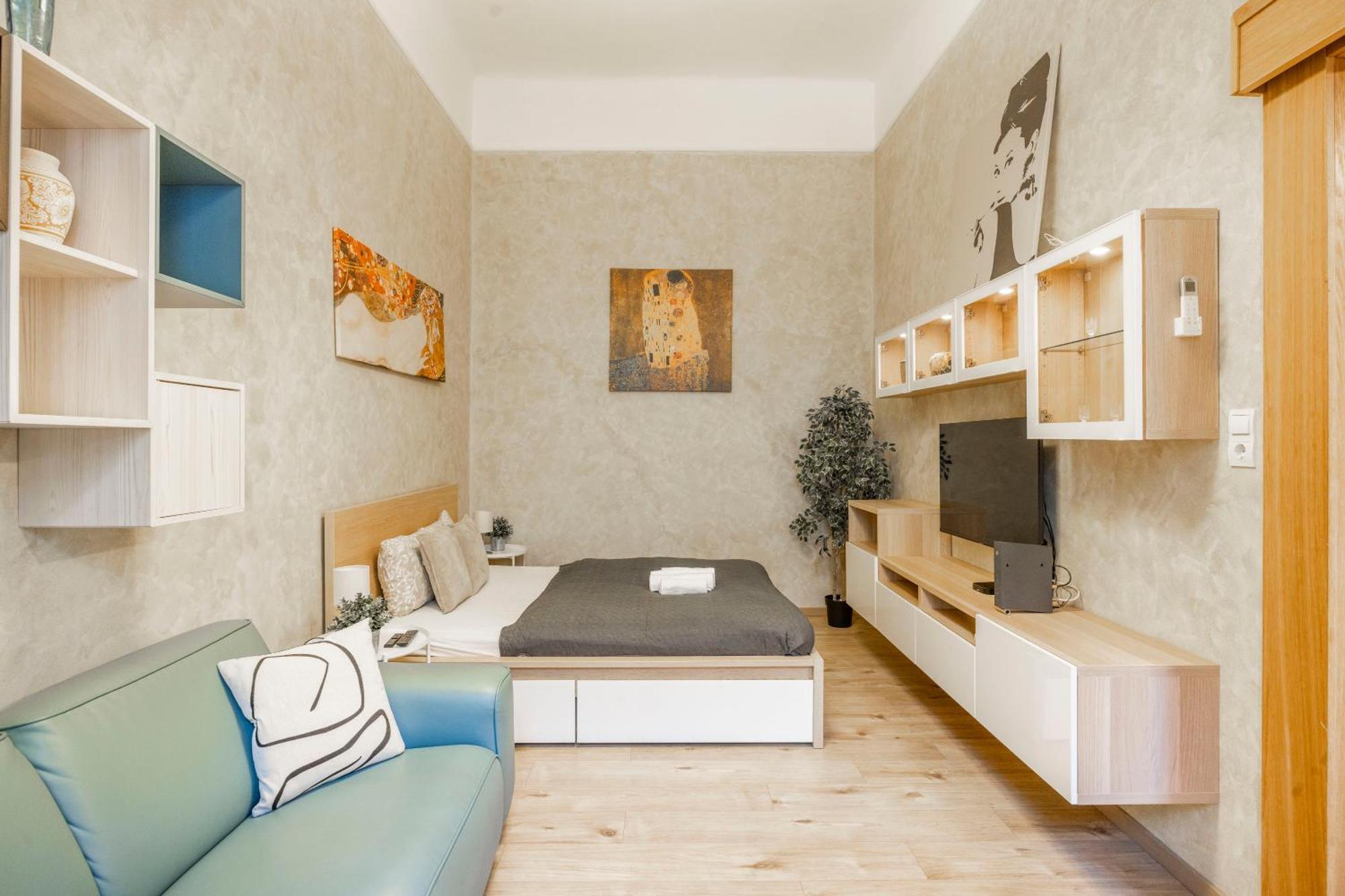 Deluxe N' Cozy Center 2bedrm Appartement *