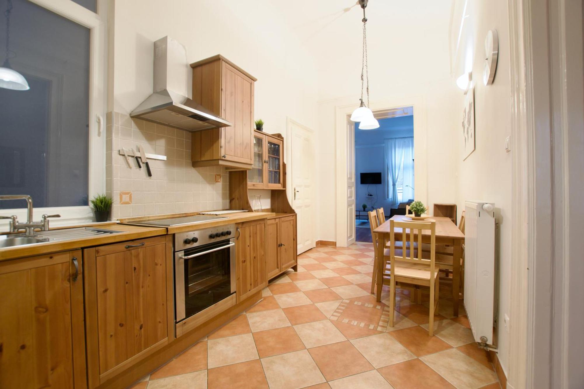 Standard By Hi5- Kiraly Appartamento