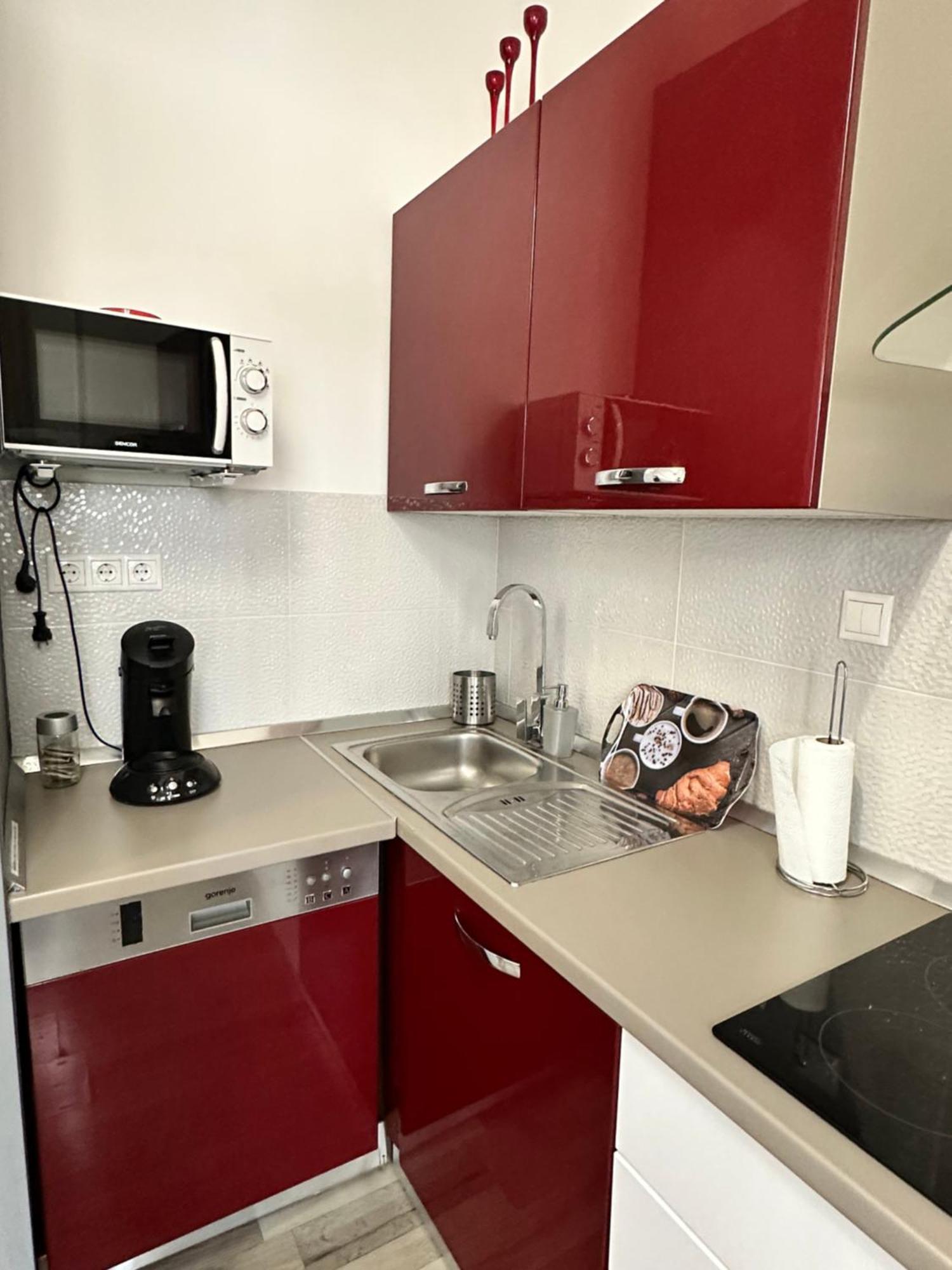 Doubledoor Apartament *