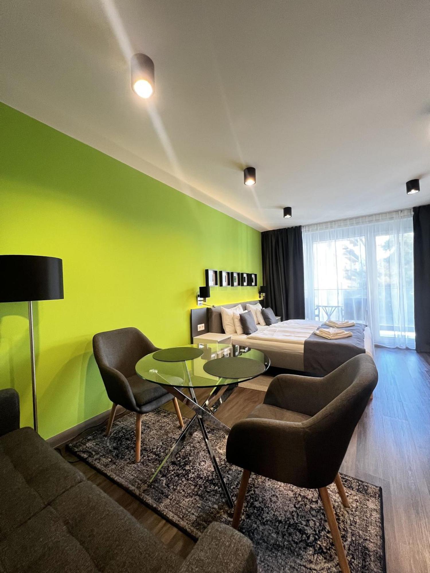 The Riverhouse Aparthotel *