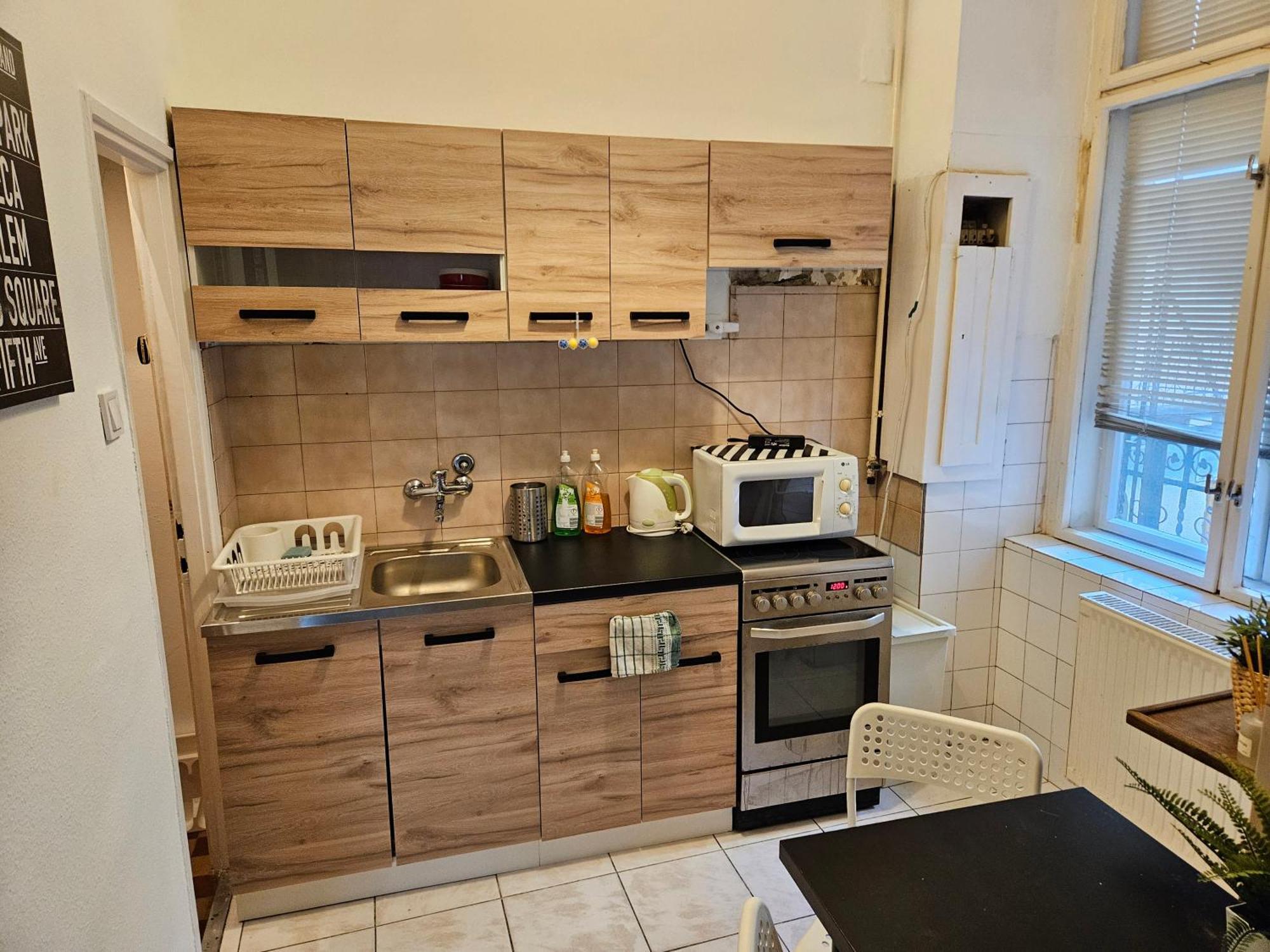 Hostal Downtown Gem