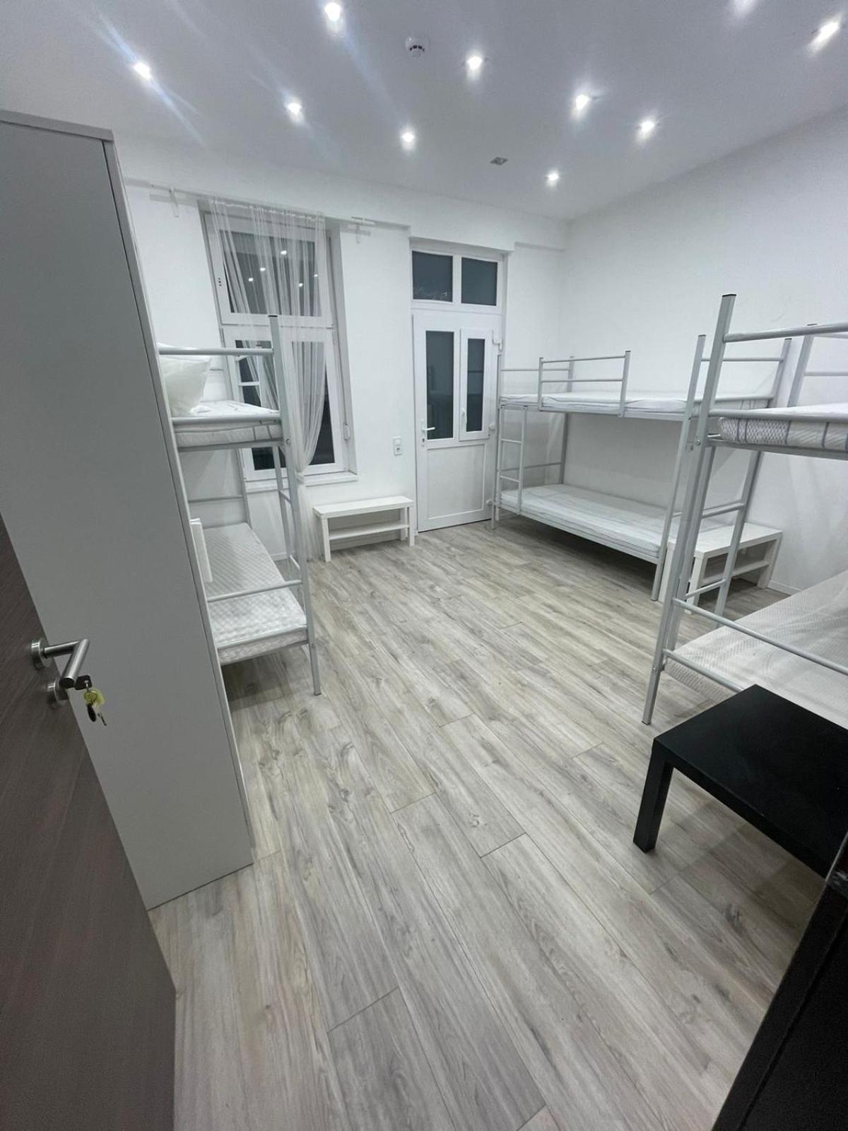 Golya Beds Free Parking Hostal *