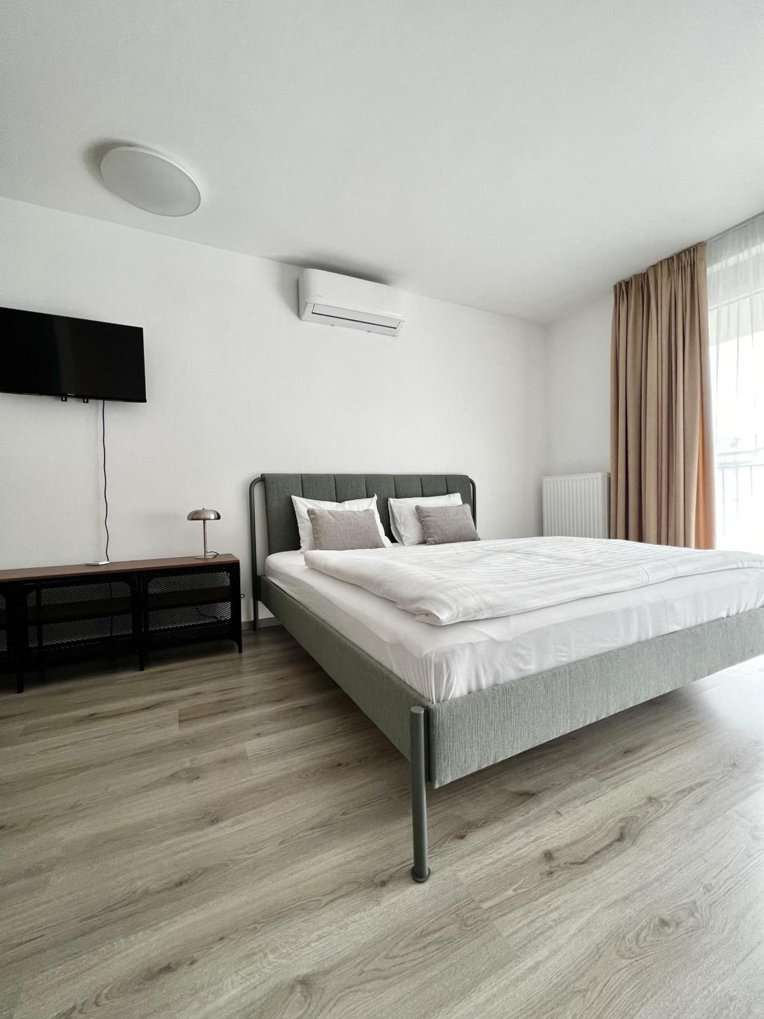The Riverhouse Aparthotel