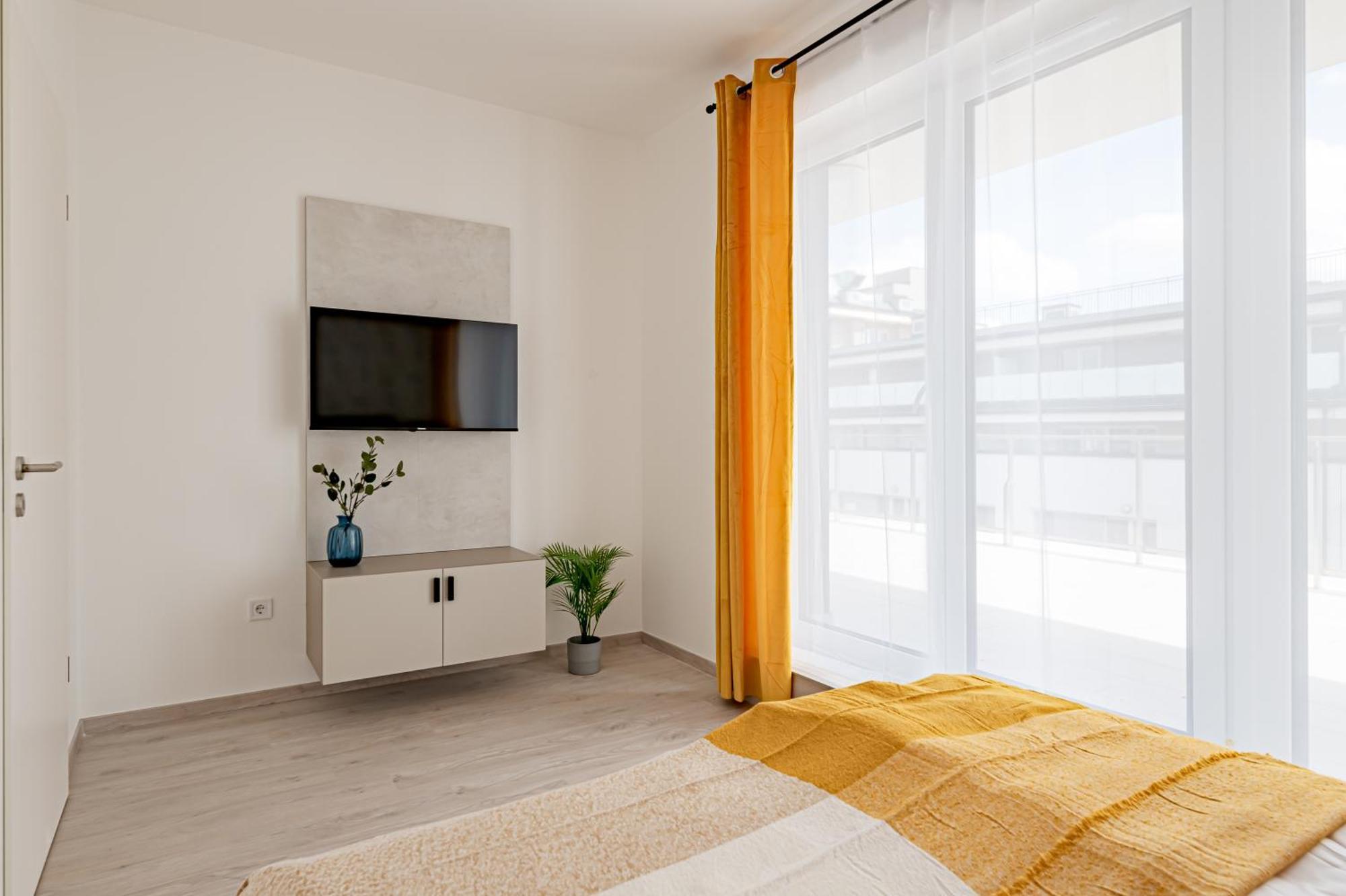 Apartmanhotel Westside Garden By Urbanrent *