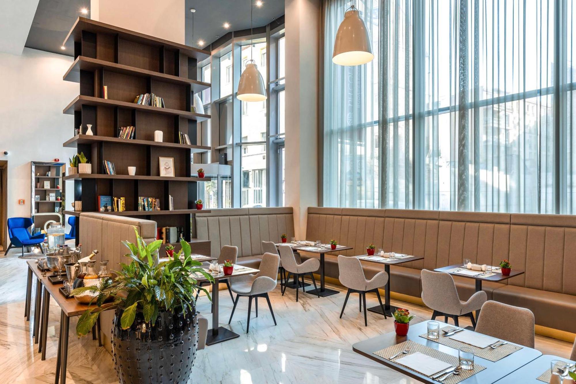Hotel Nh Collection Center Budapest