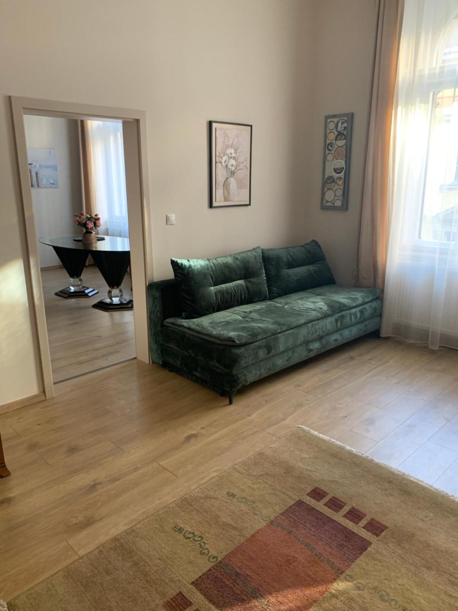 Apartment For Groups *