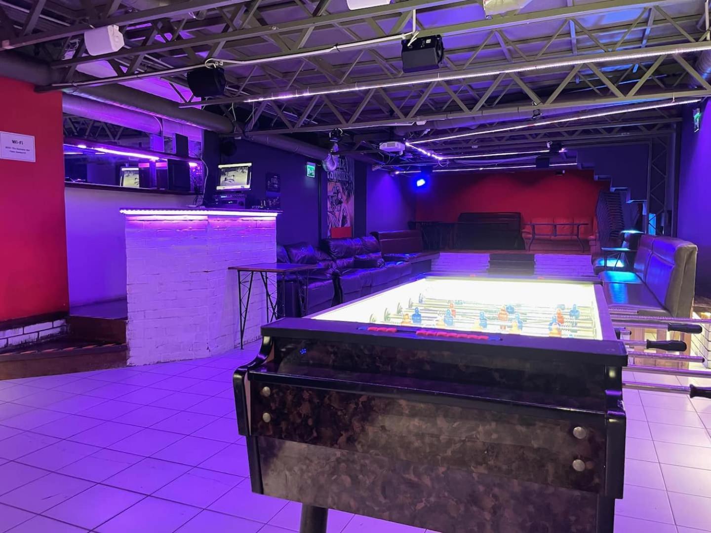 The Bachelor Bar - Bunker | Private Club Сasa de vacaciones *