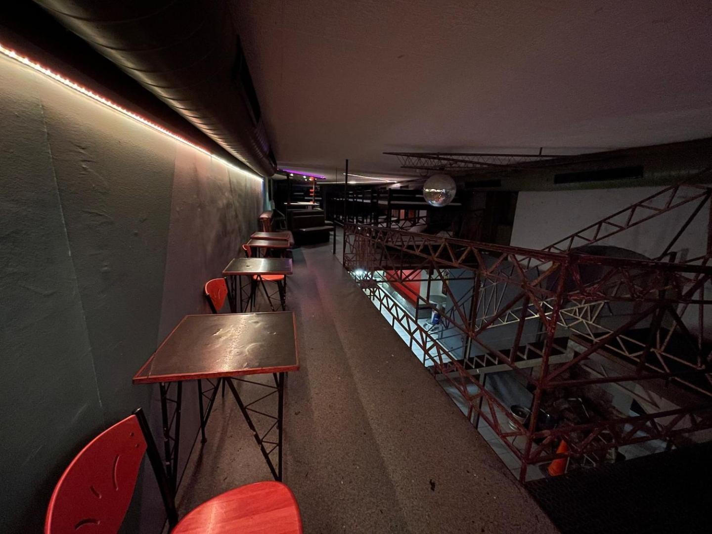 Сasa de vacaciones The Bachelor Bar - Bunker | Private Club *