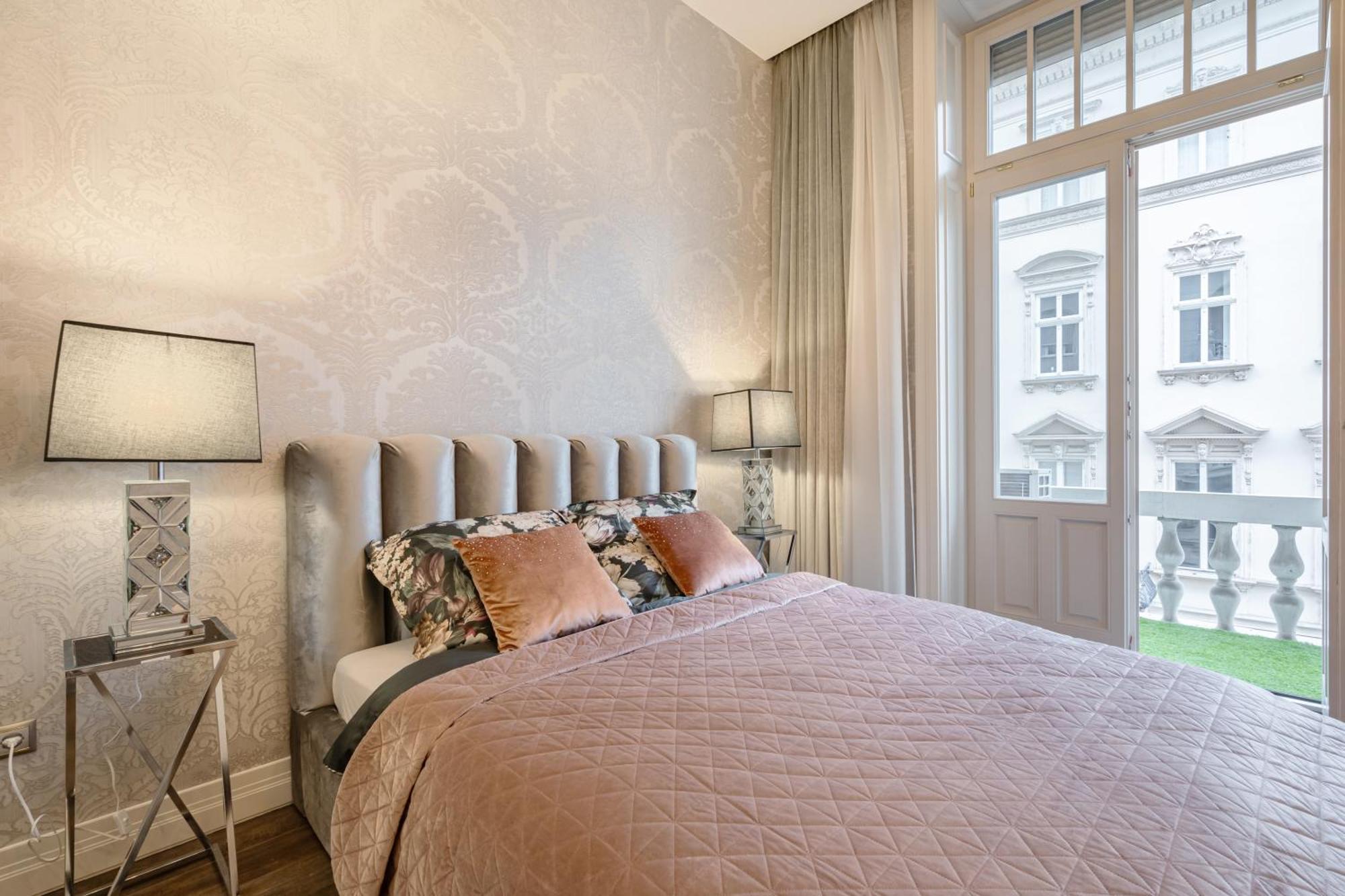 Basilica View Prime With Free Parking Budapest