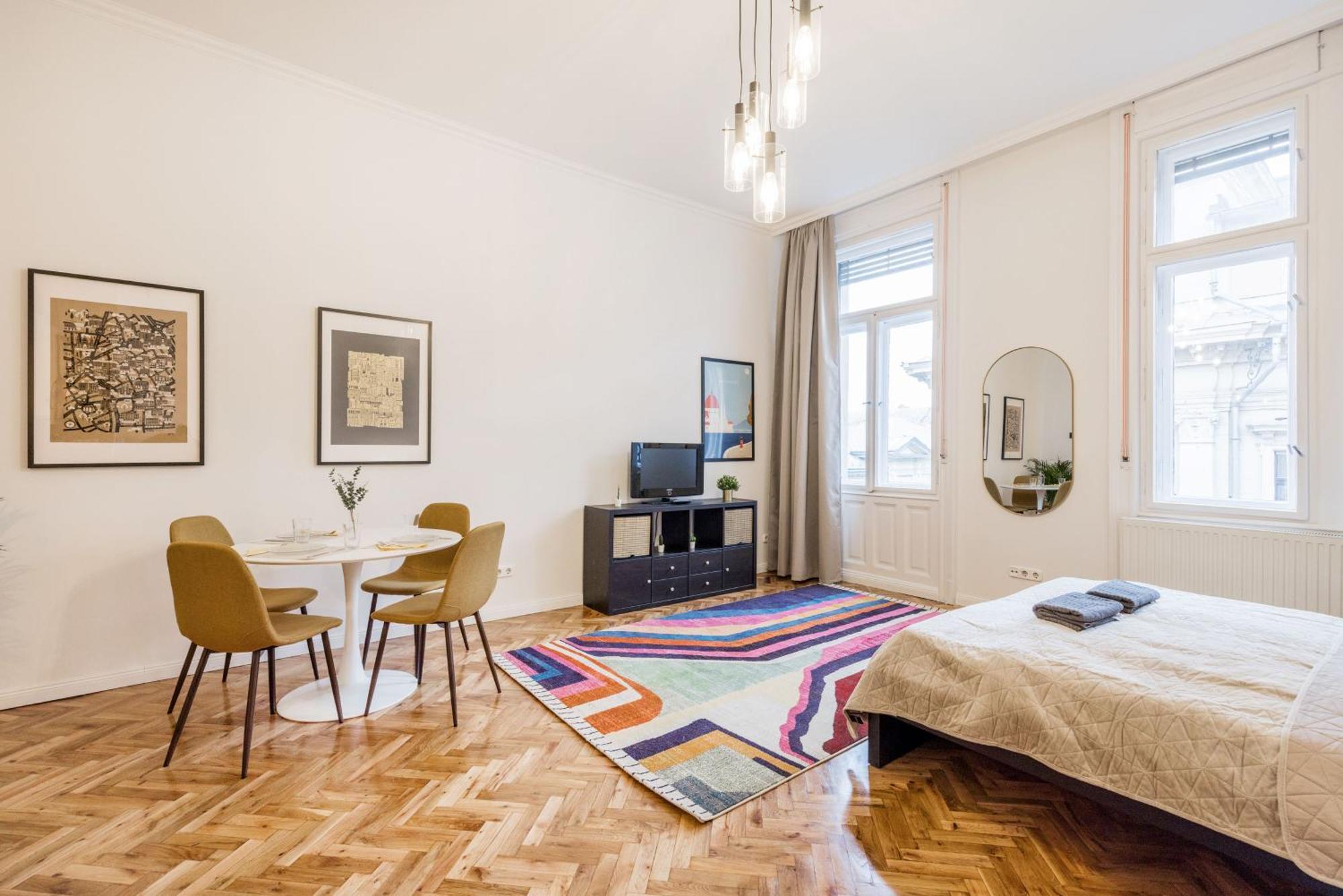 Appartamento Your Charming At Parliament Budapest