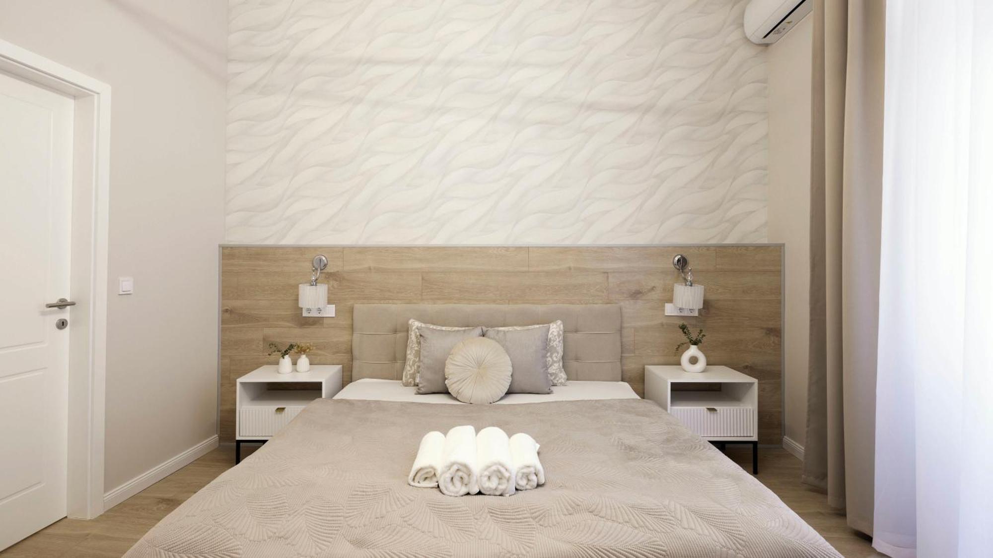 Luxurious & Elegance W18 Grand W' Balcony By Prestige Homes