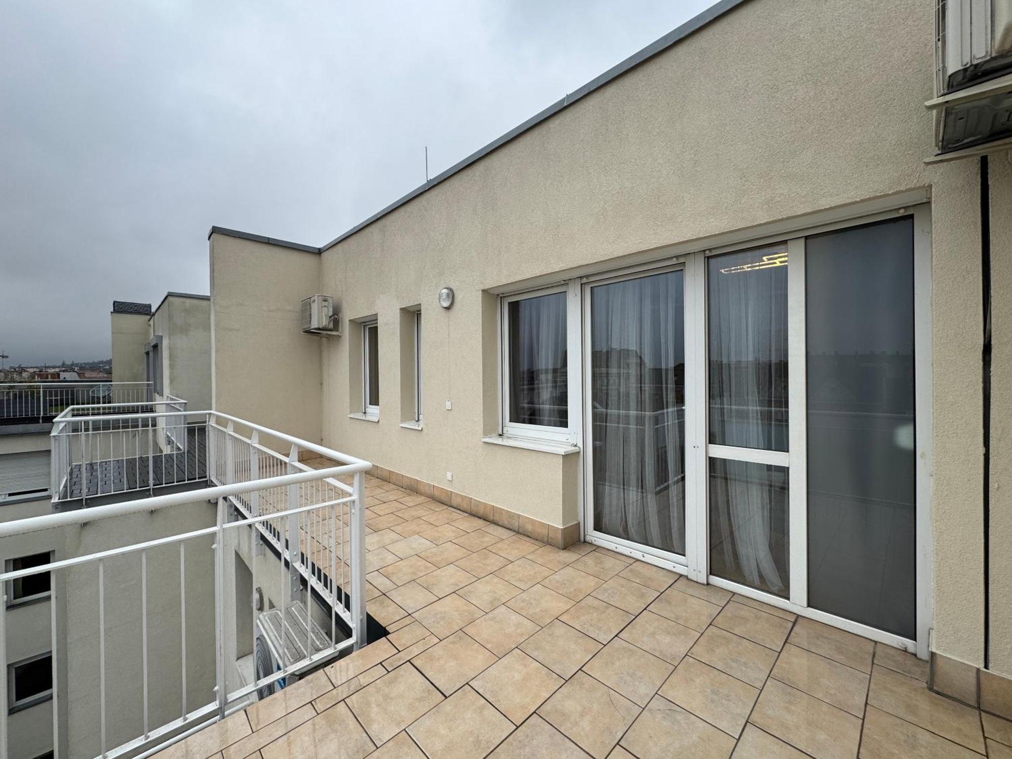 Exclusive Duplex Penthouse In The Heart Of
