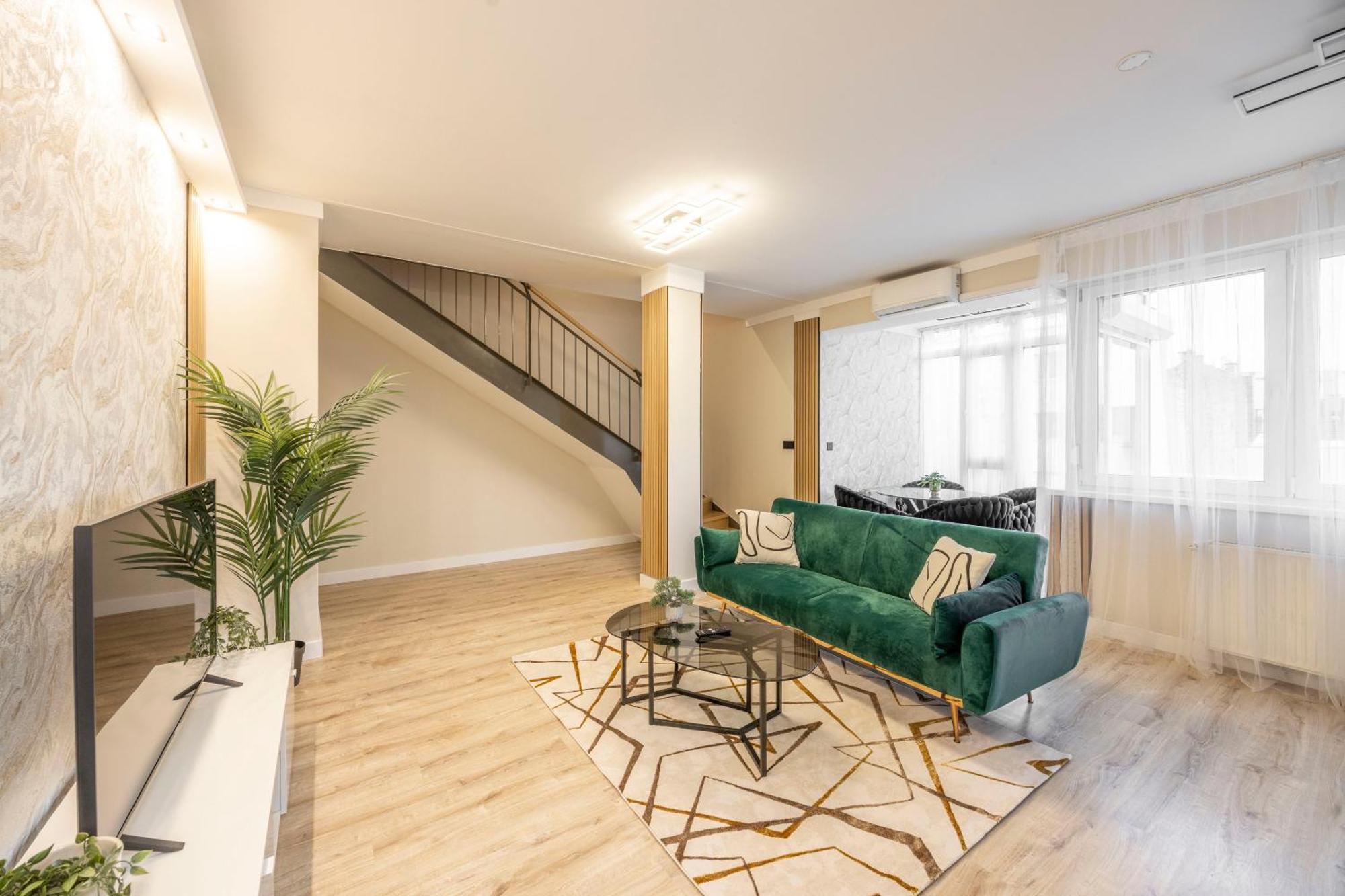 Exclusive Duplex Penthouse In The Heart Of