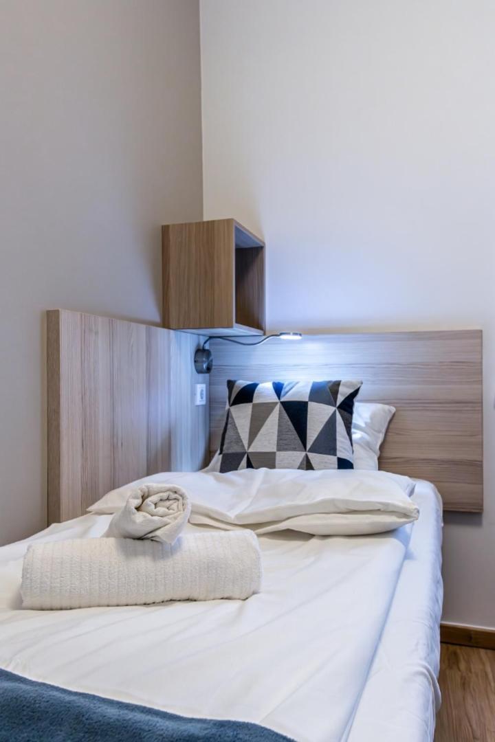 Corvin-luxe, 3 Bedroom In Center Apartment